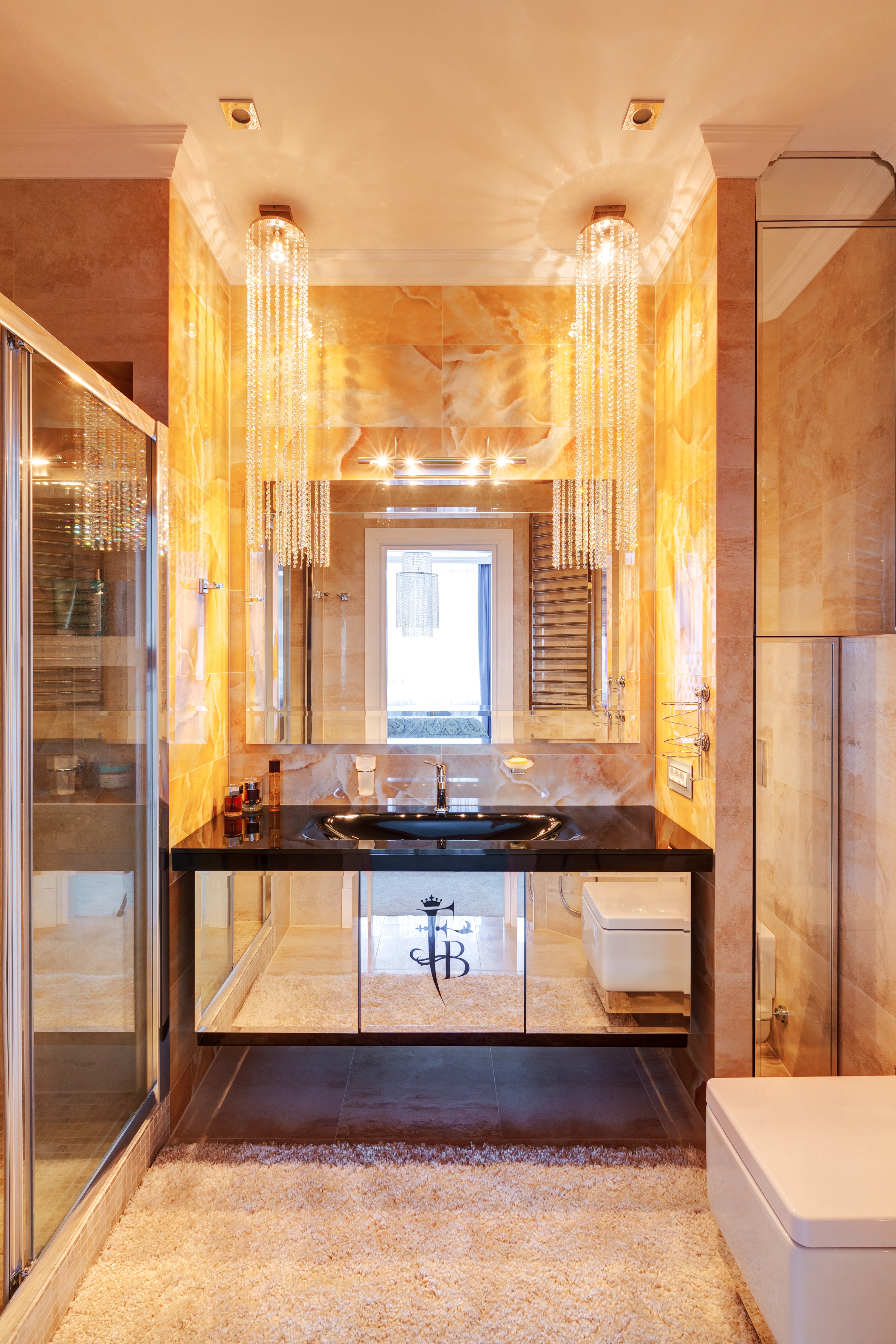 乌克兰女性风格公寓设计-24