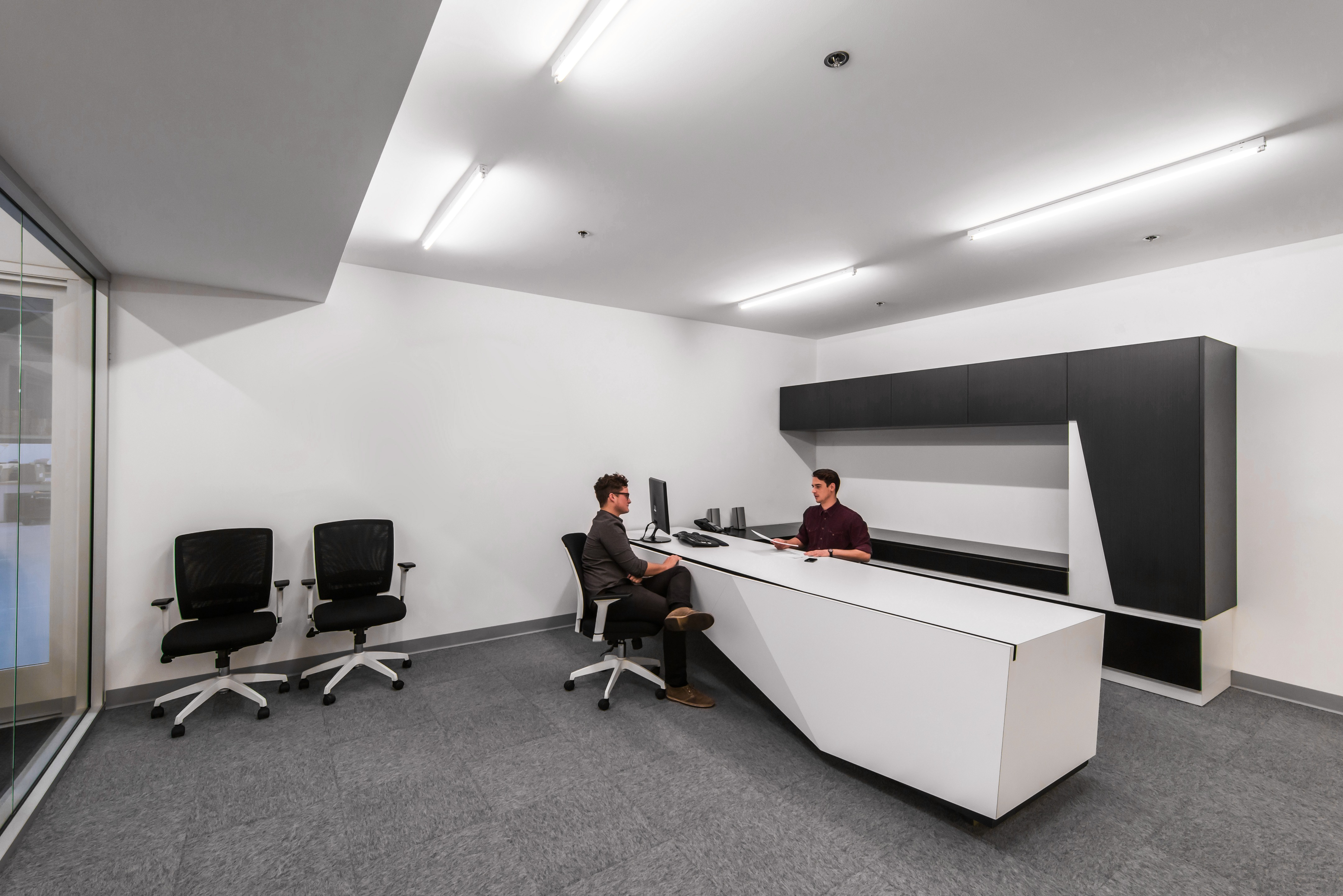 重塑工业遗迹 | Orange County 电子公司办公室设计-13