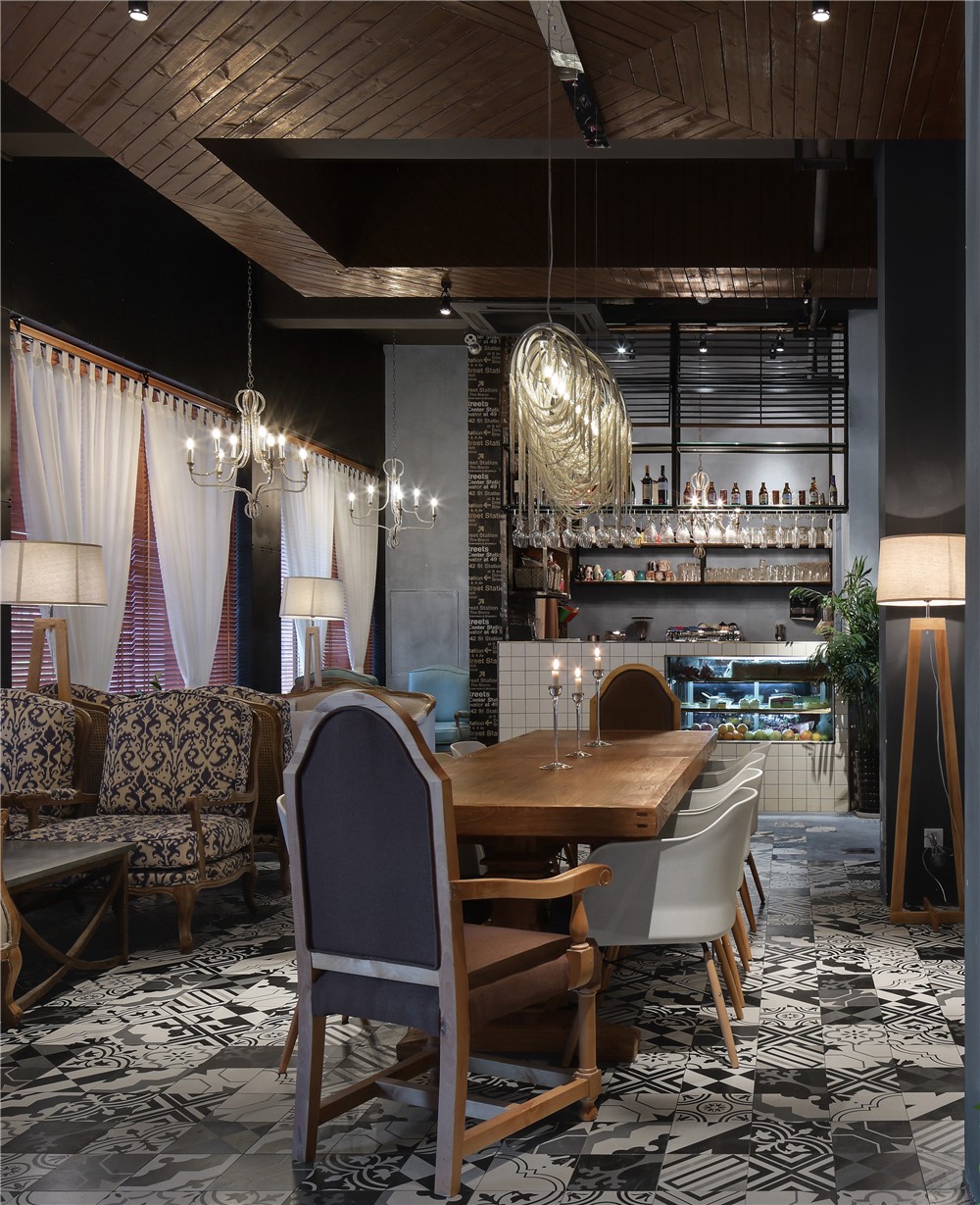 浪漫法式混搭，镇江享咖啡馆营造温馨小资空间-17