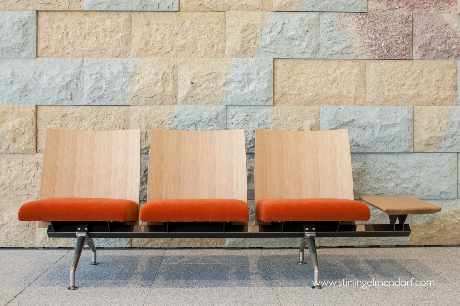 Conde House 家具 Takasago 市图书馆设计-6