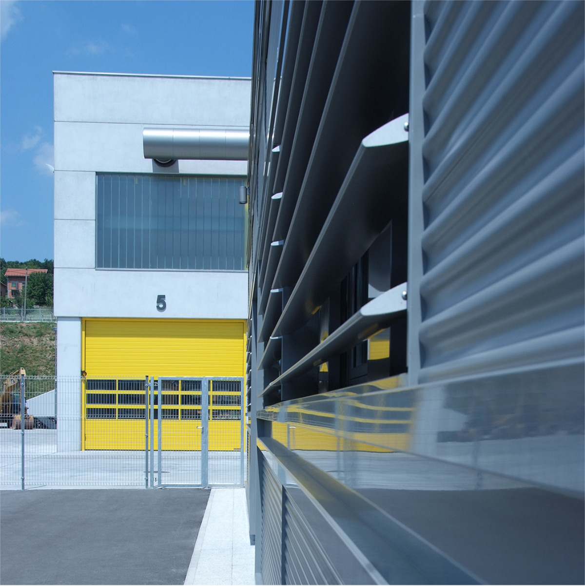 Caterpillar 新总部，功能与景观完美融合-5