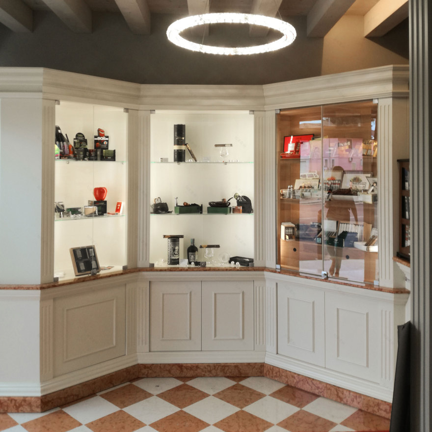 温馨 Treviso 小店,展现意式风情-3