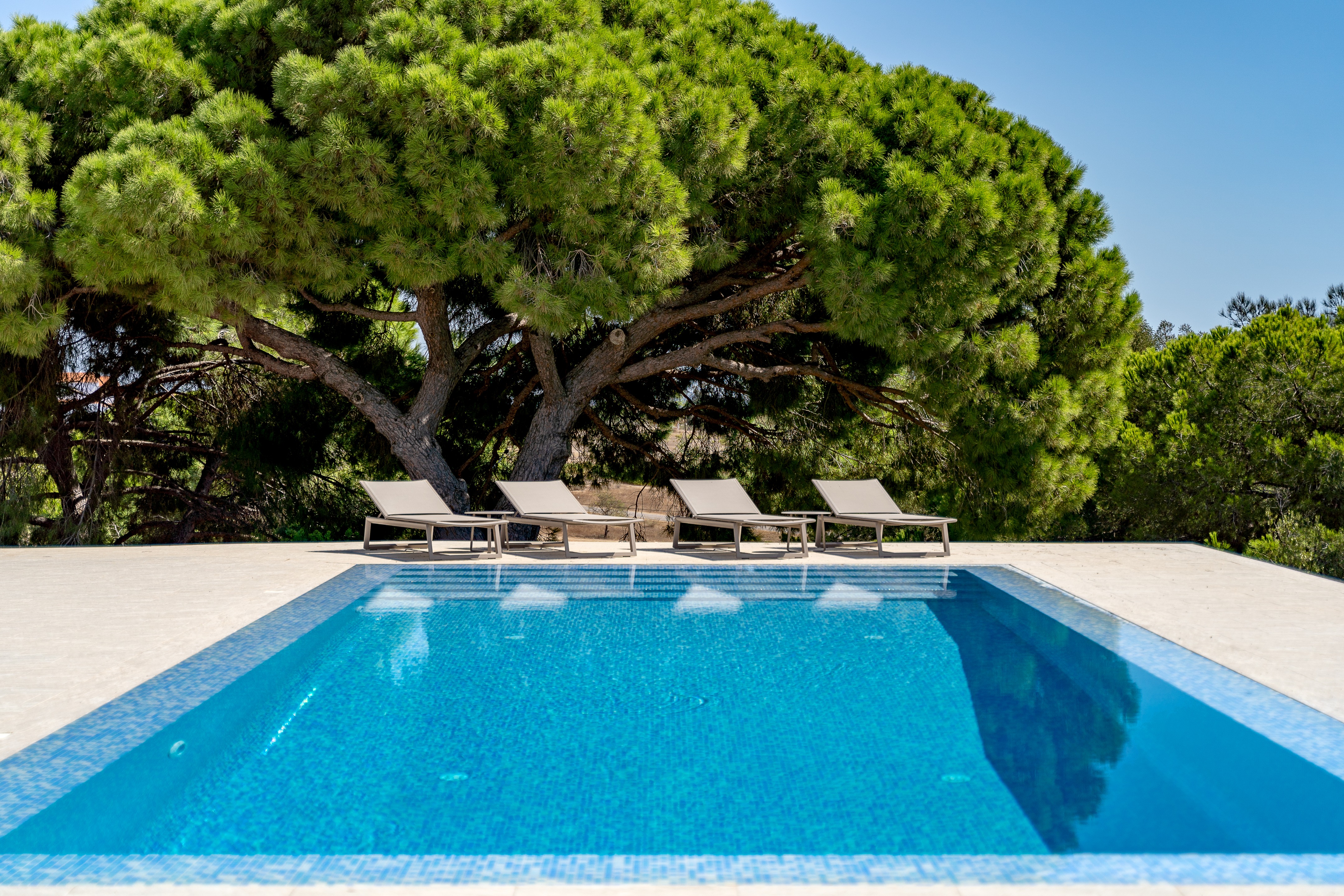 Simple Taste 团队打造的金色眼睛别墅室内设计-25