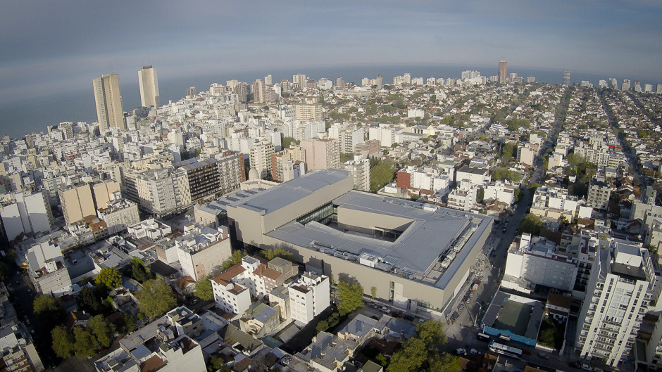 融合历史与现代的阿根廷马尔·德·普拉塔文化购物中心-19