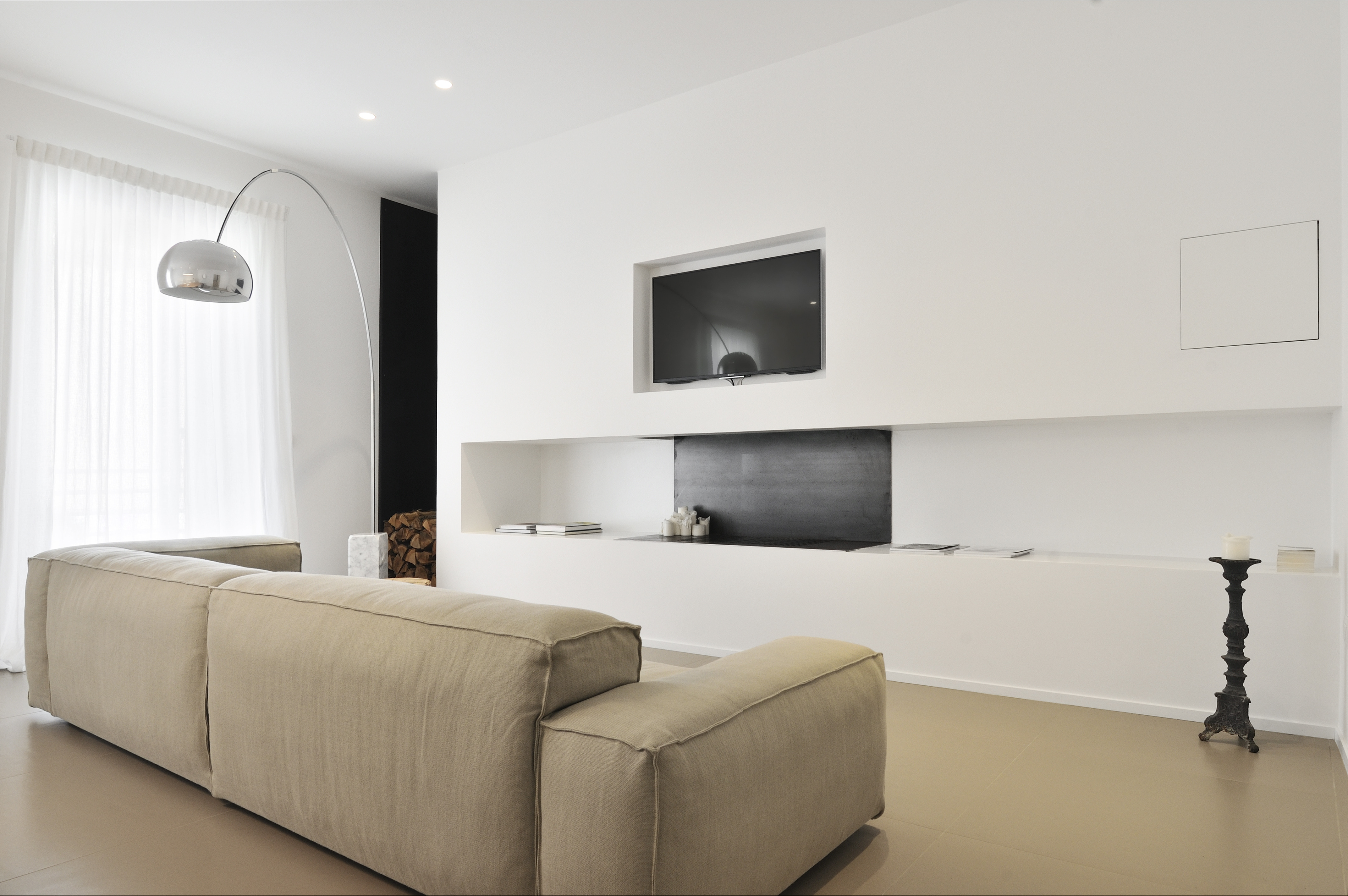 意式风情的四层私人住宅设计-1