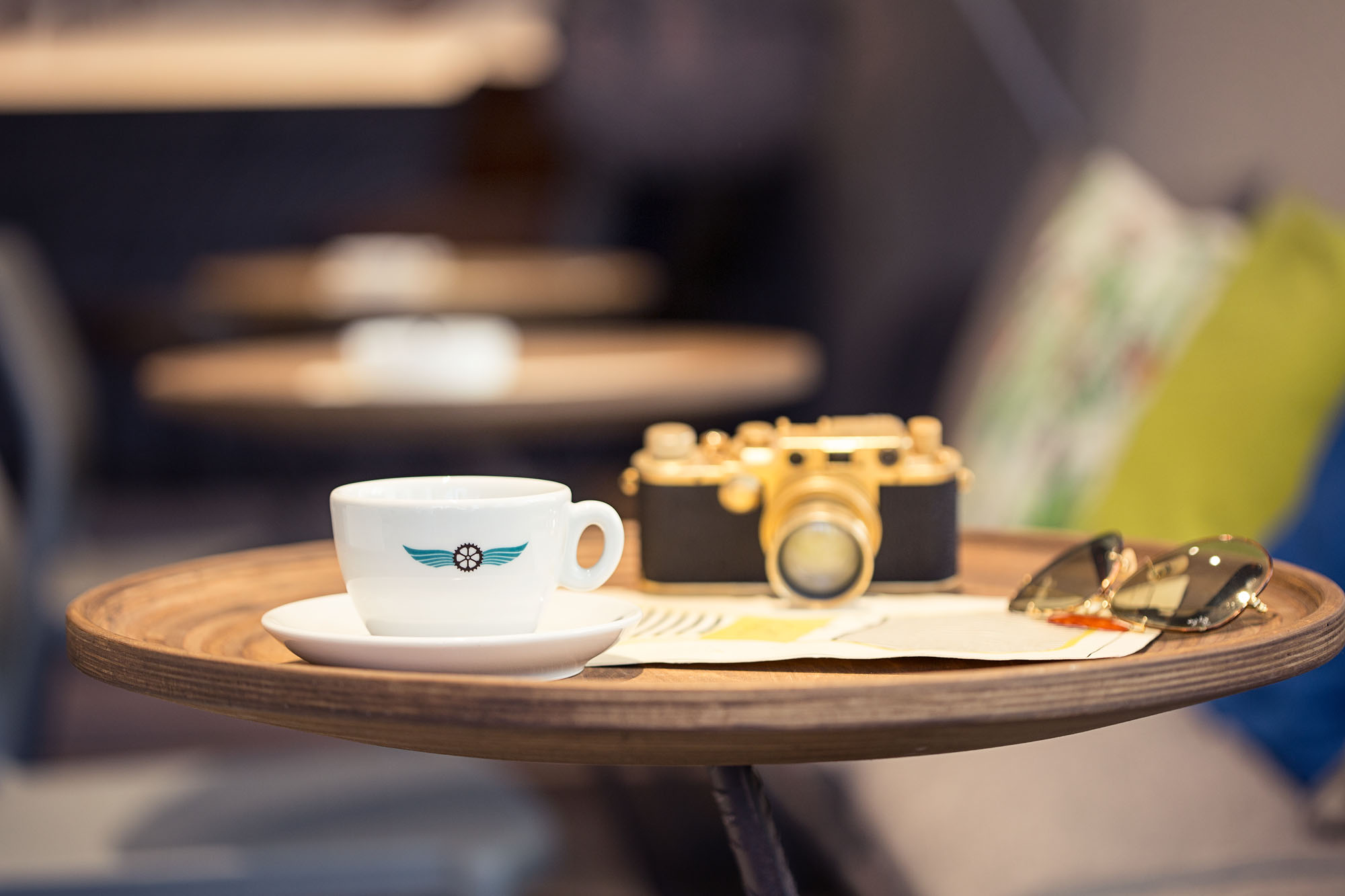 Serbia 咖啡厅 | 金属架构与咖啡色彩的完美融合-27