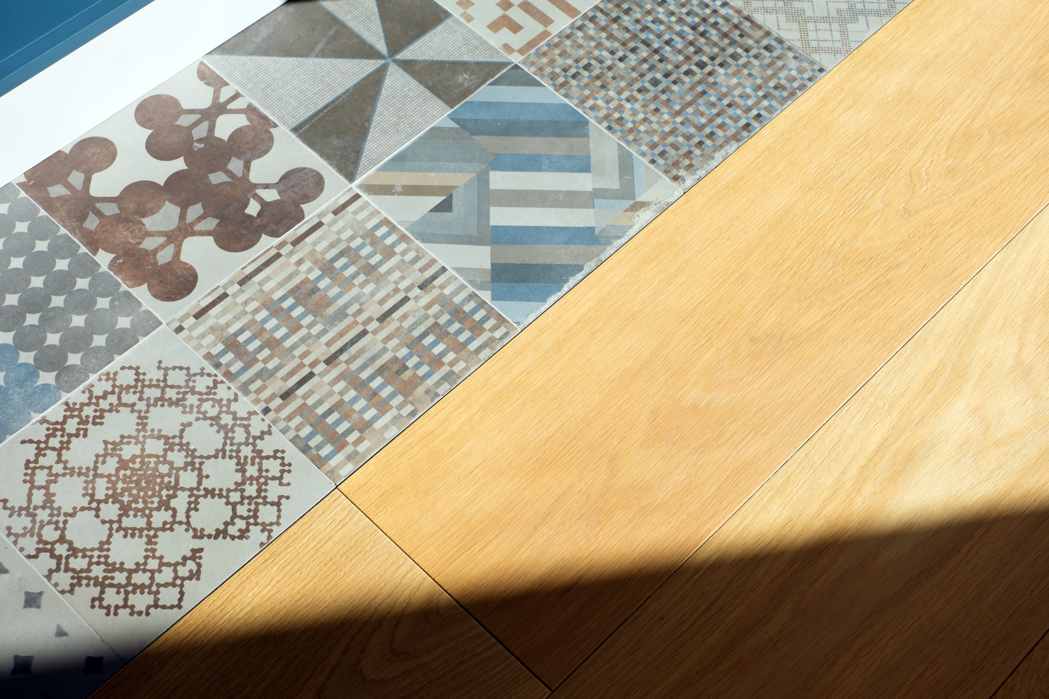 米兰公寓的精致生活 - 个性化家具与照明设计展现独特魅力-17