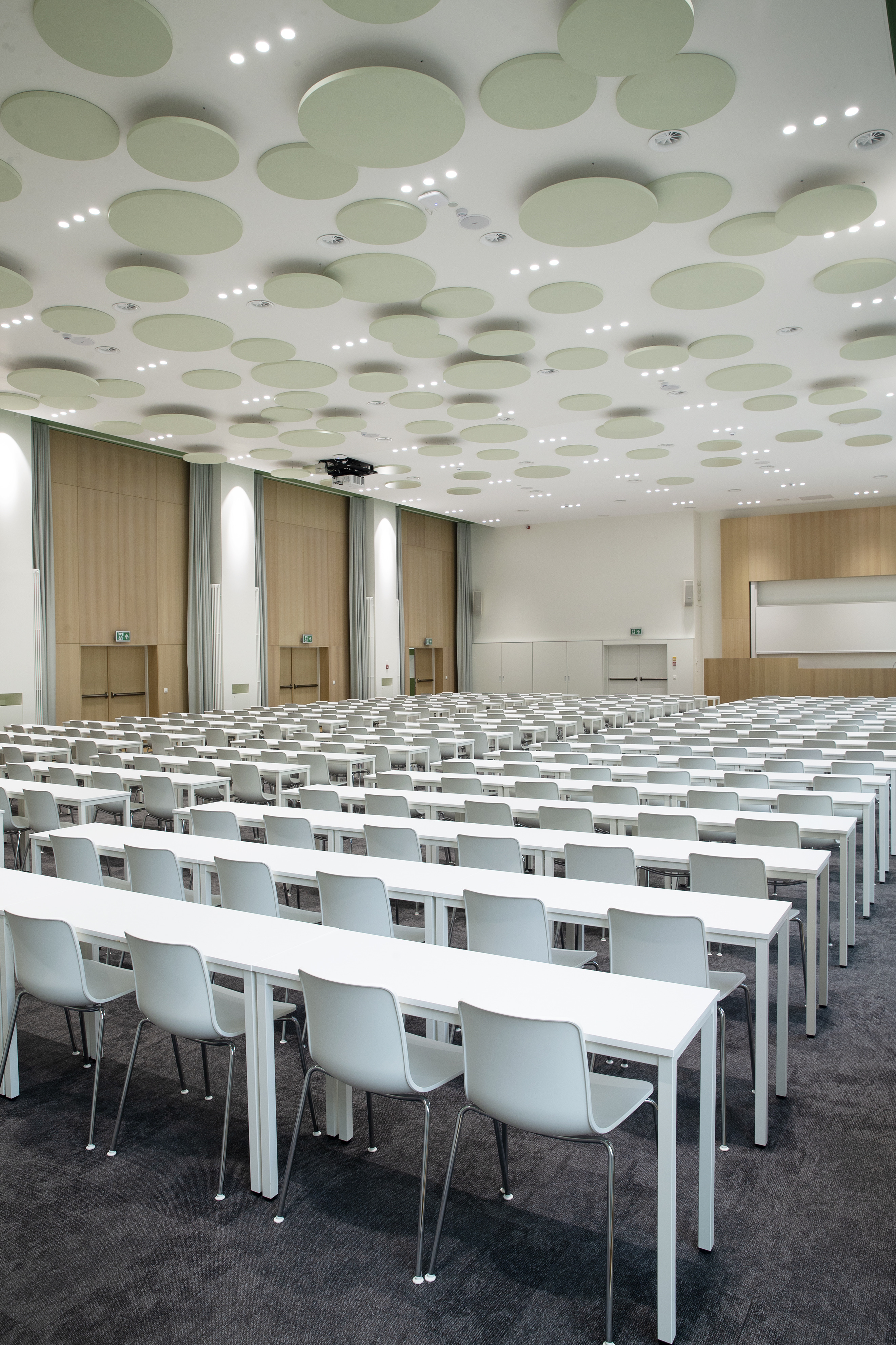 校园翻新设计，绿色天花板提升空间活力-5