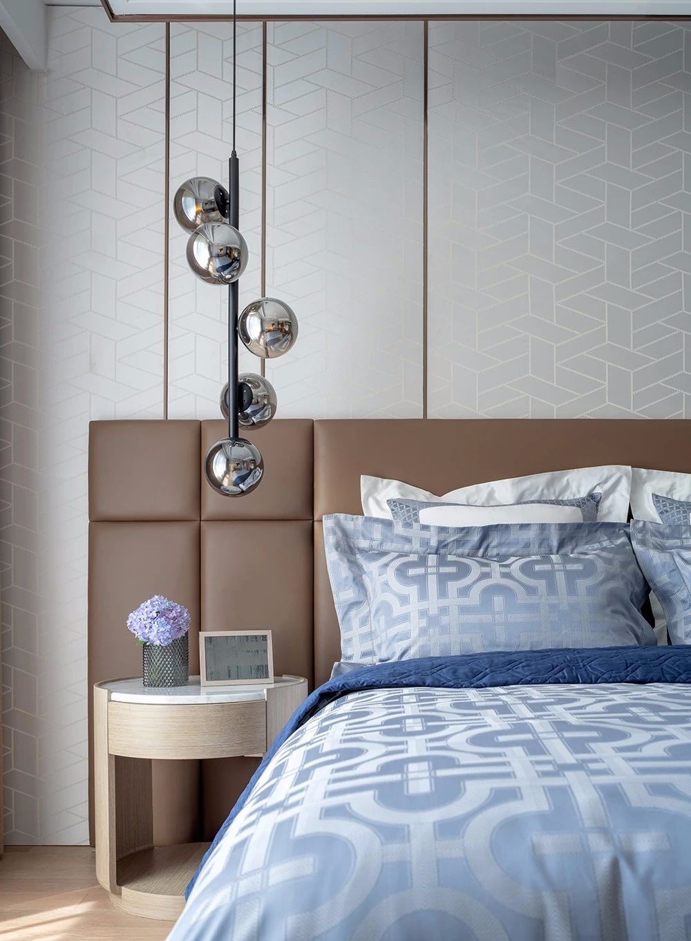 融入自然的艺术别墅，打造生活与空间对话的典范-36