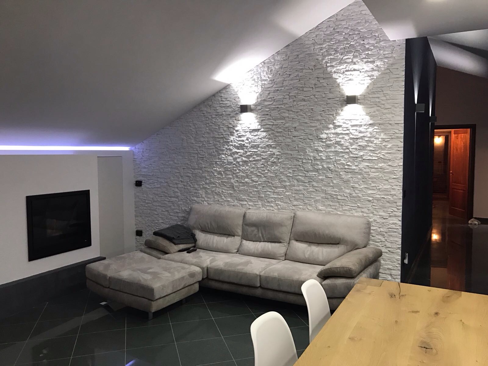 40 平米小户型翻新，现代风格家居设计典范-8