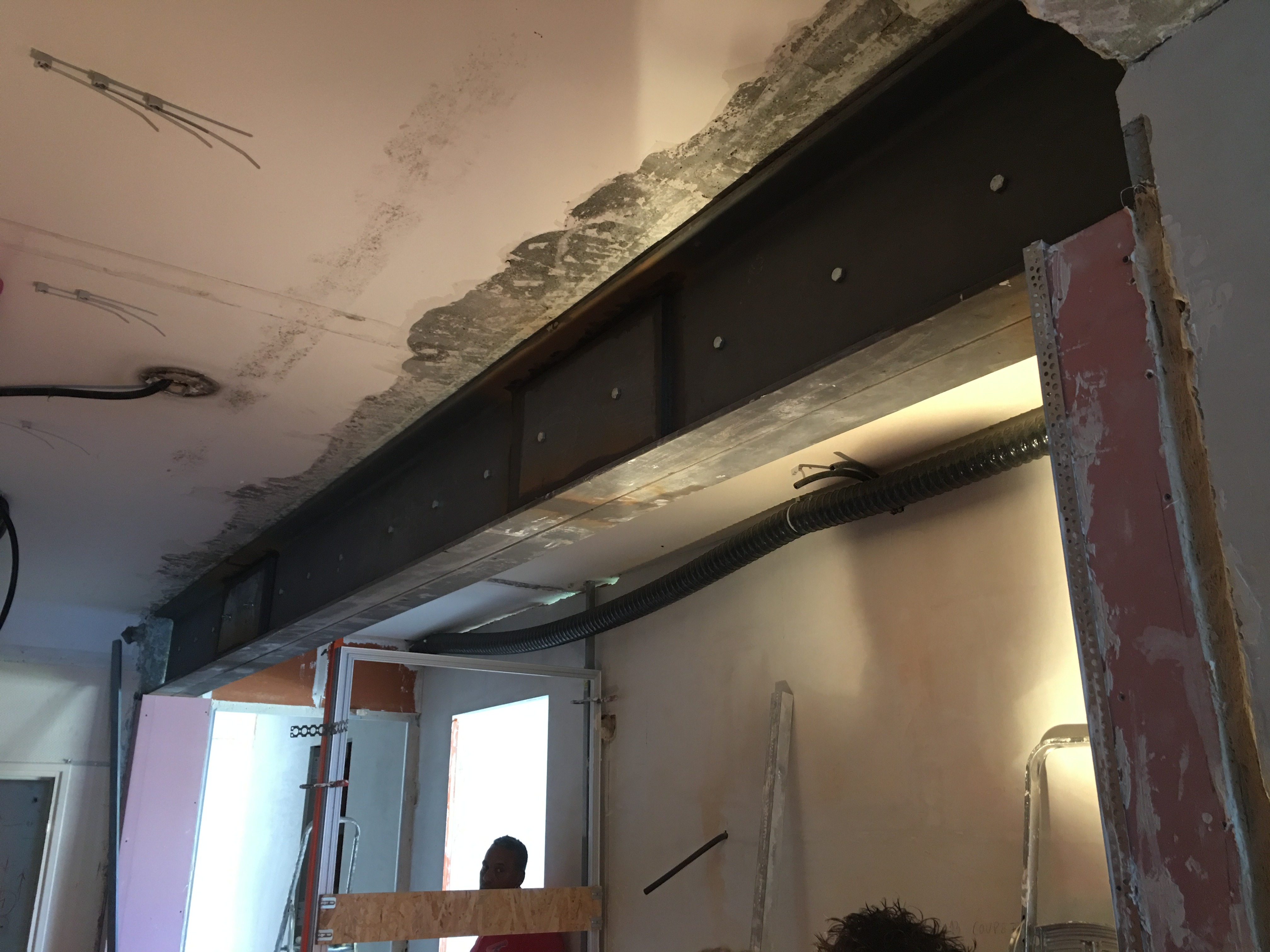 蒙特卡洛海景公寓的翻新之旅-28