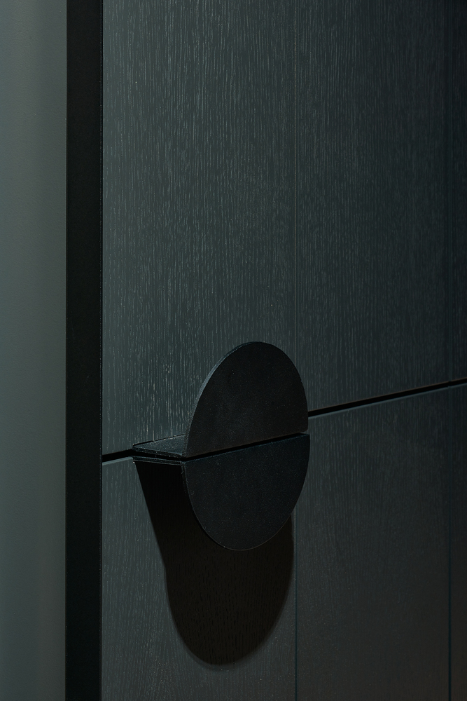 黑灰空间的对角线魅力-46