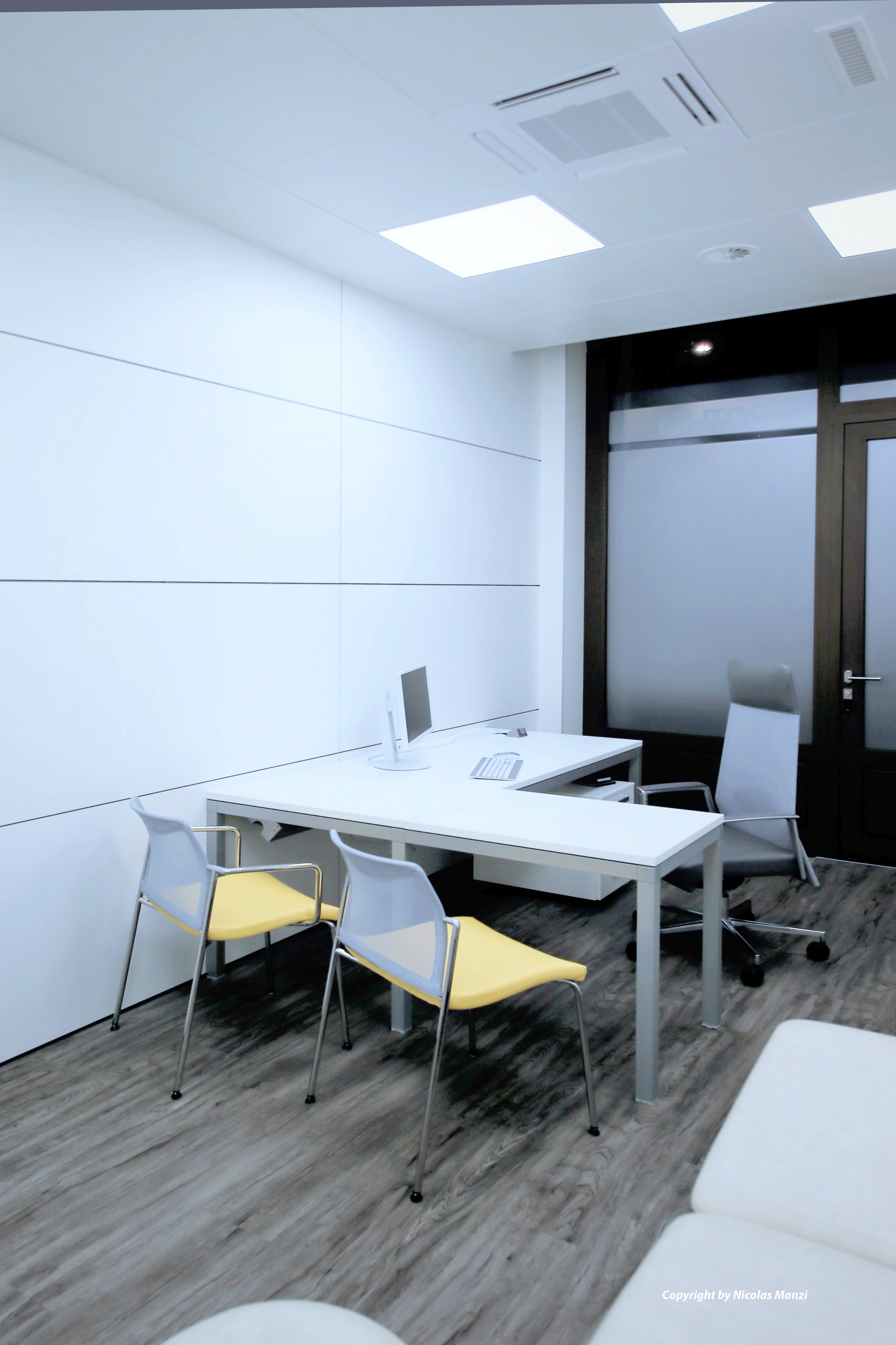 瑞士伯尔尼 Orthoplus 骨科诊所室内设计-26