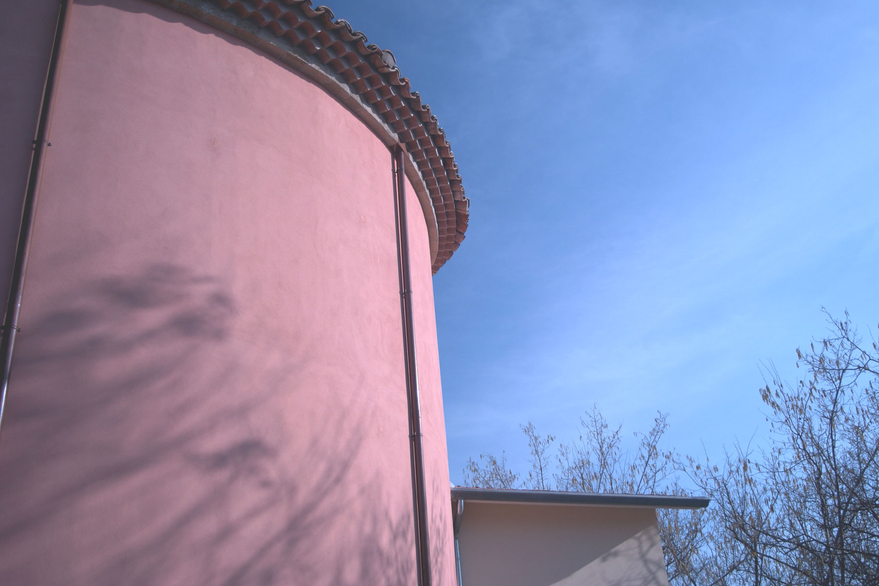 意大利乡村教堂的现代复兴-3