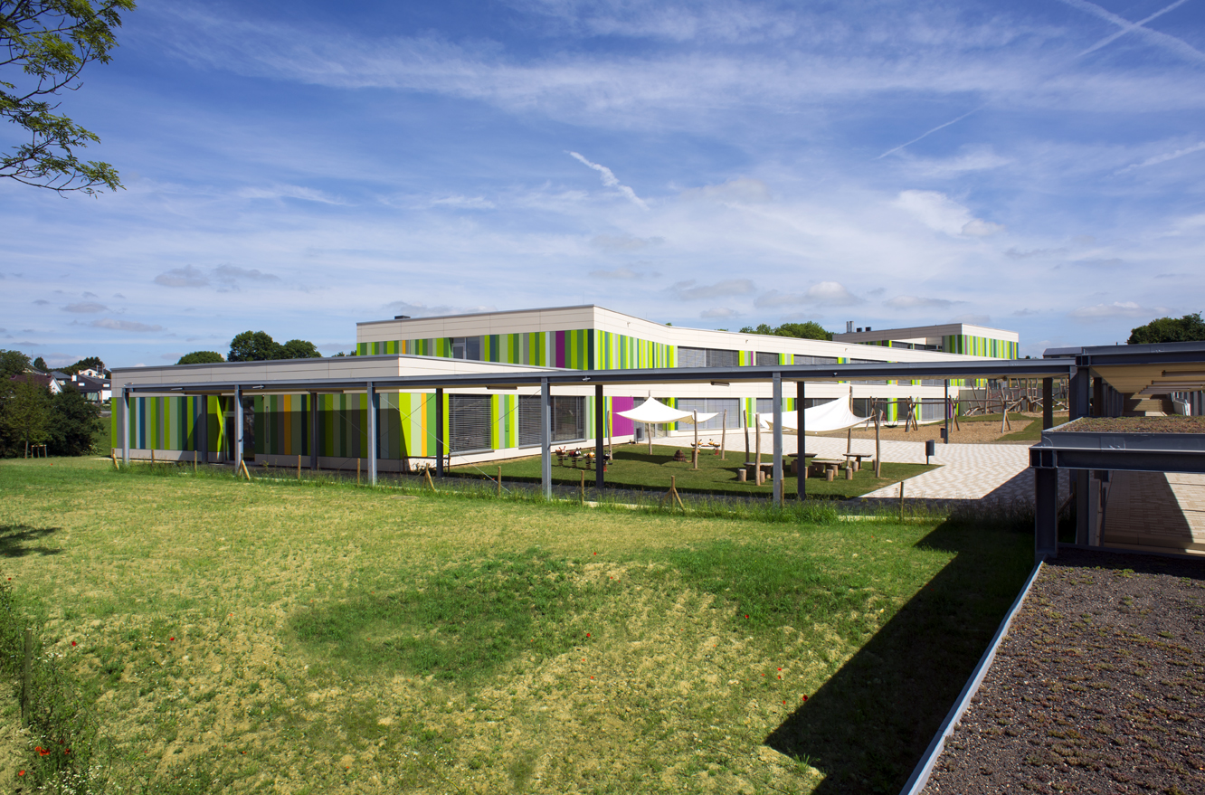 卢森堡“Ecole Schouweiler”小学及日托中心——功能齐全、节能环保的设计-18