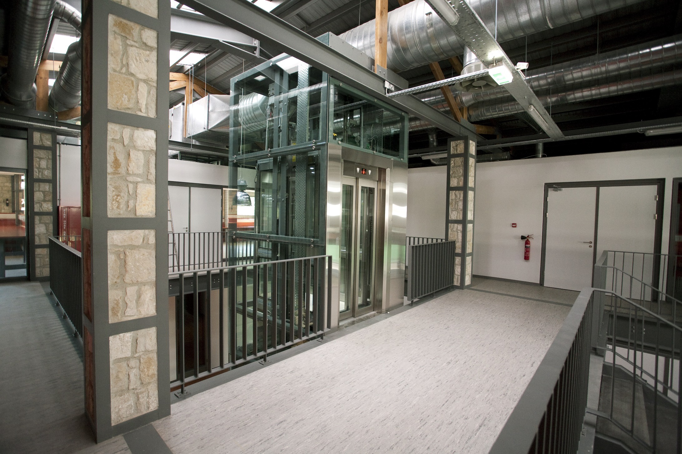 科技大学的艺术中心-38