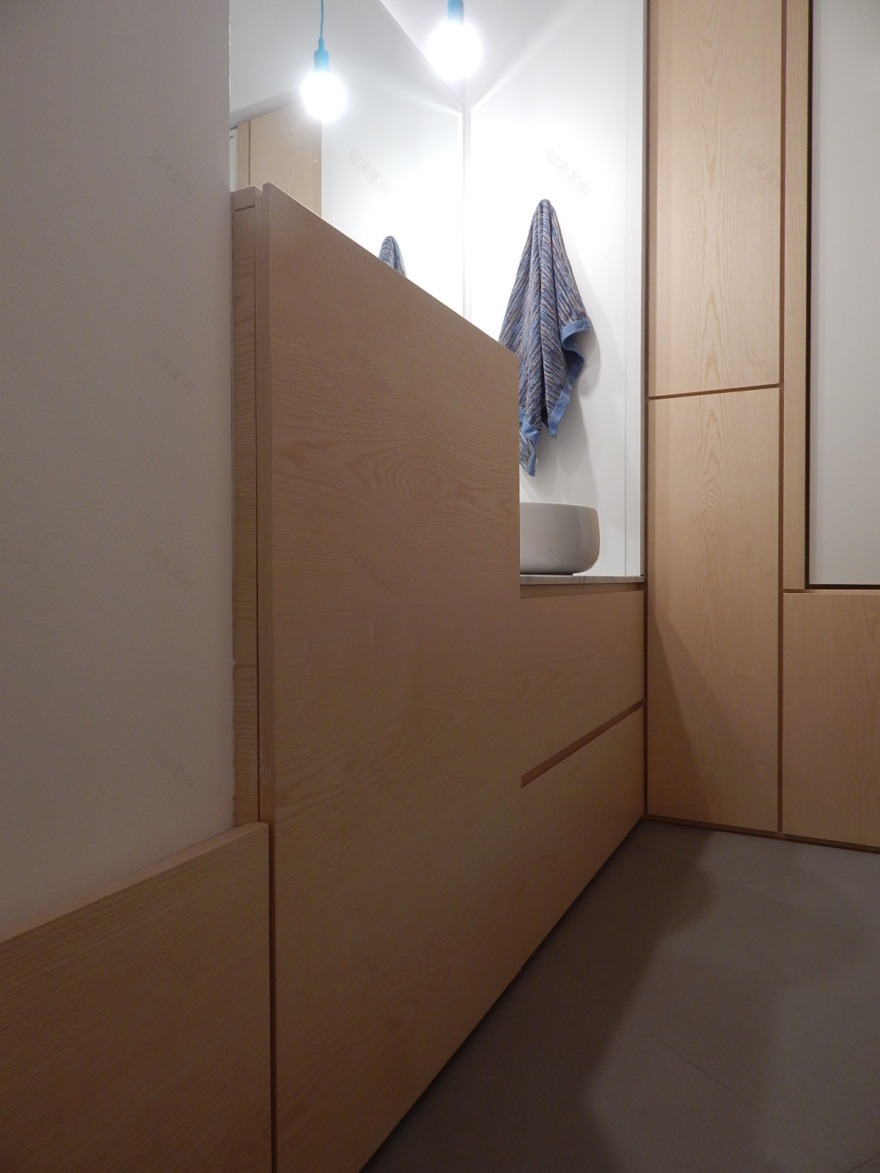 扭曲空间的创意解构——意大利 CASA MAL 公寓室内设计-5