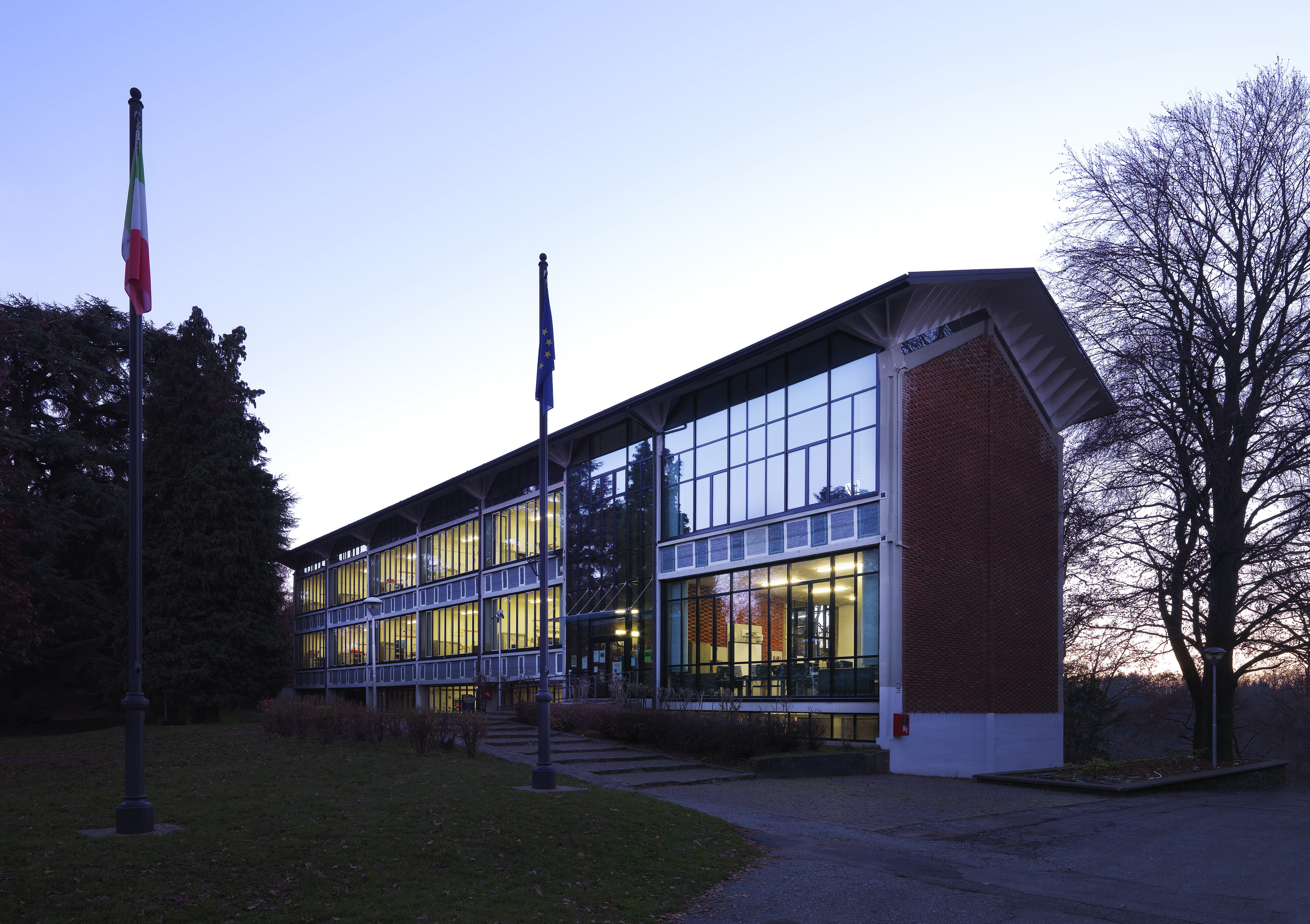 Gorla Minore 小学 Parini 教学楼翻新-2