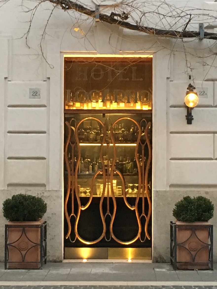 罗马酒店翻新记-0