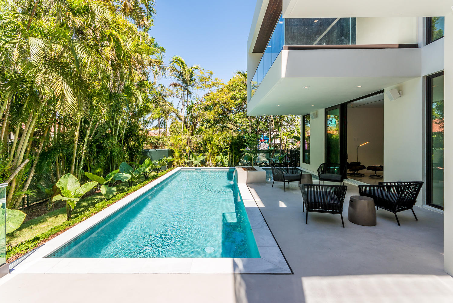 梦幻般的水景住宅设计-6