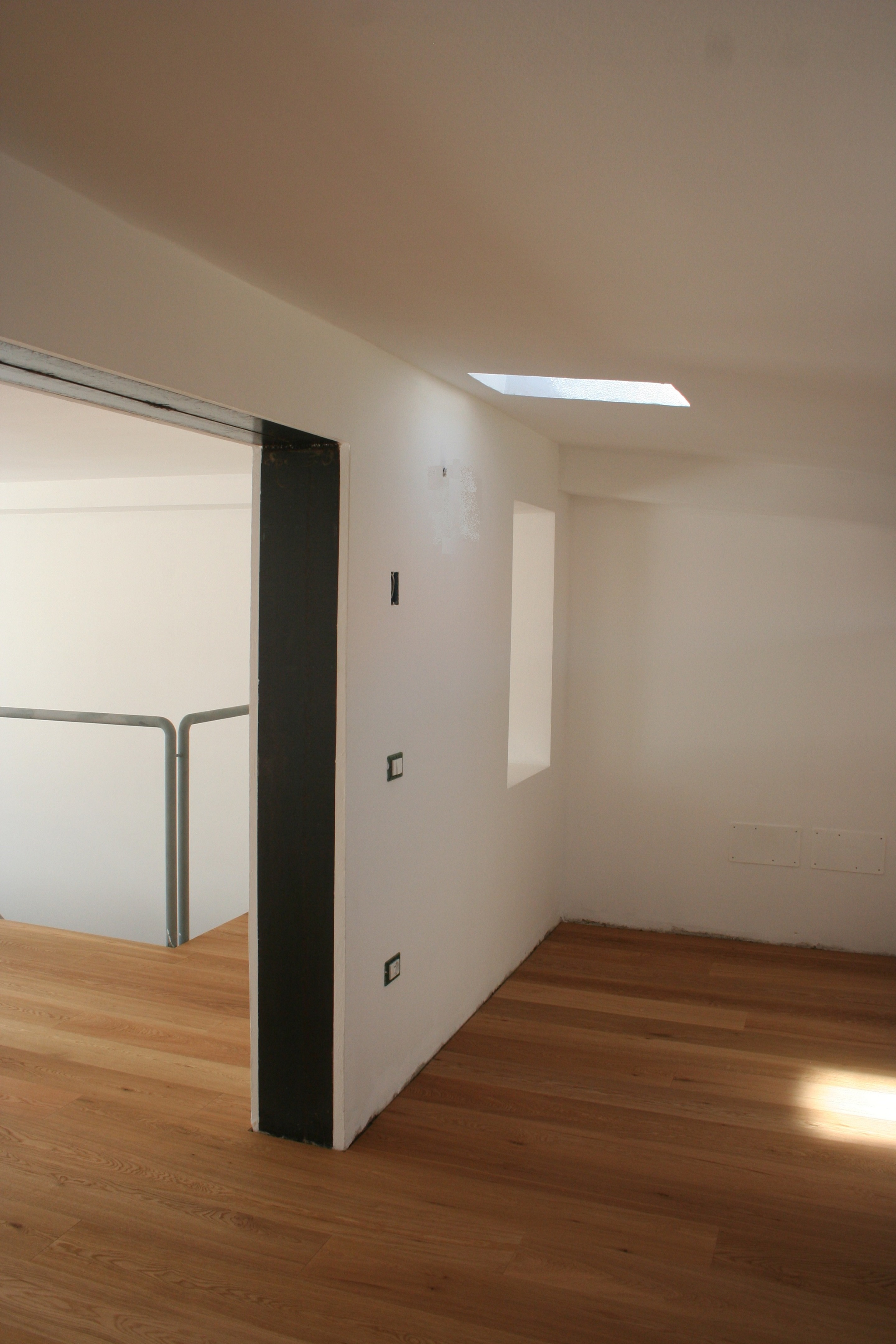 2014 年完成的“金属木质”公寓设计-27