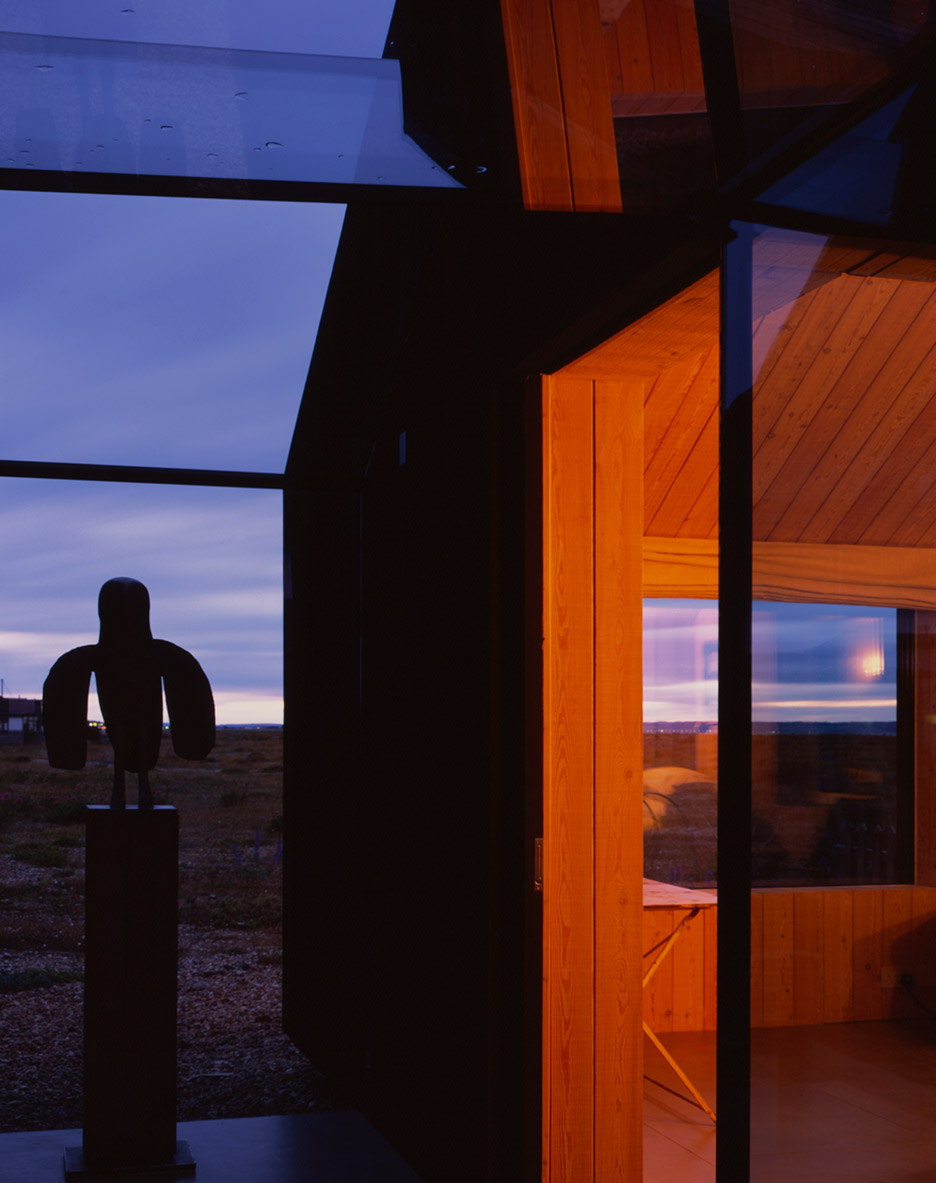 邓吉尼斯海滩“黑化”木屋-16