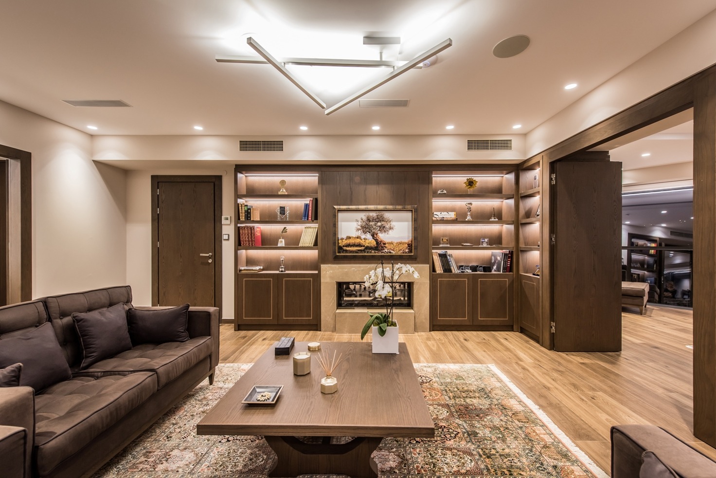 2017 年完成的 KARATZIS S.A.办公室大楼室内设计案例-50