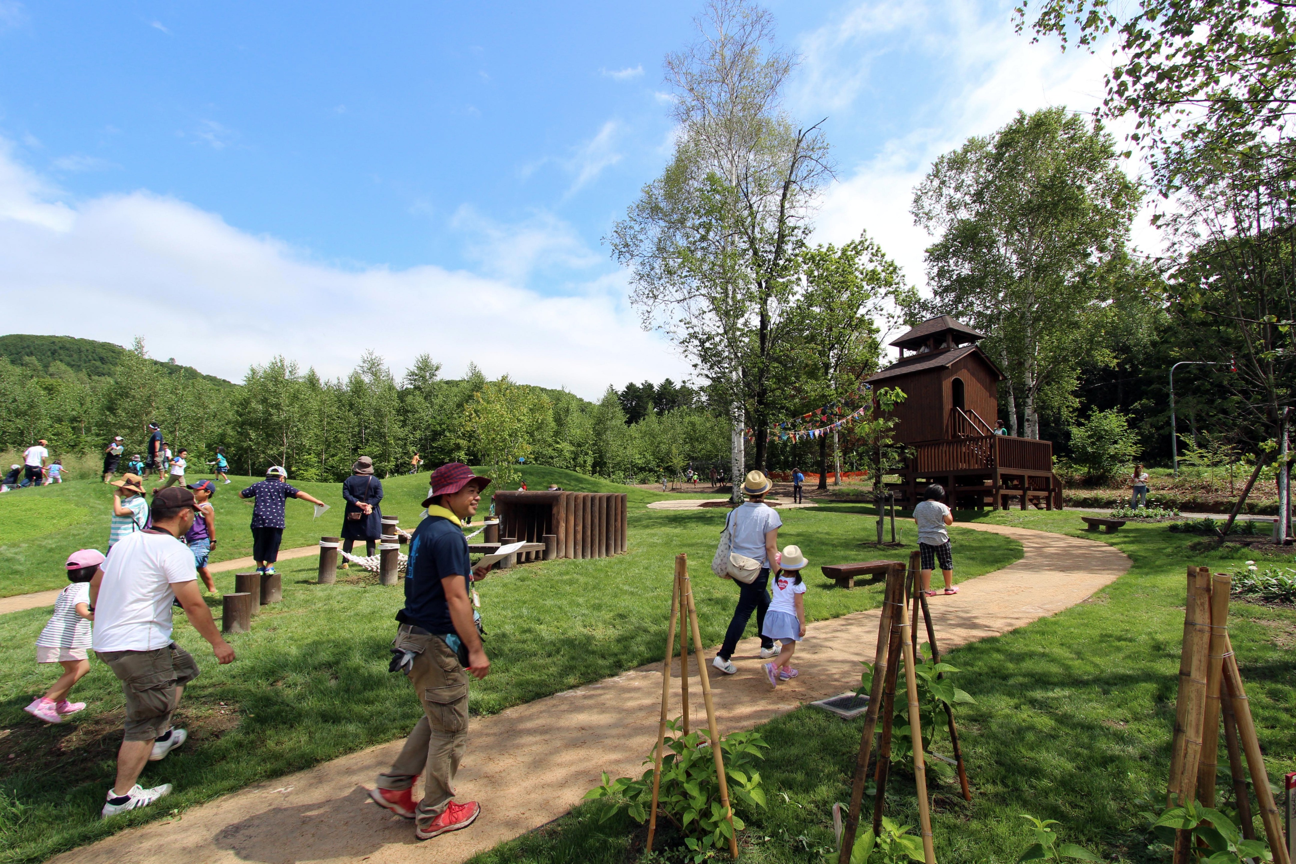 2015 年完成的库鲁米娜公共花园-36