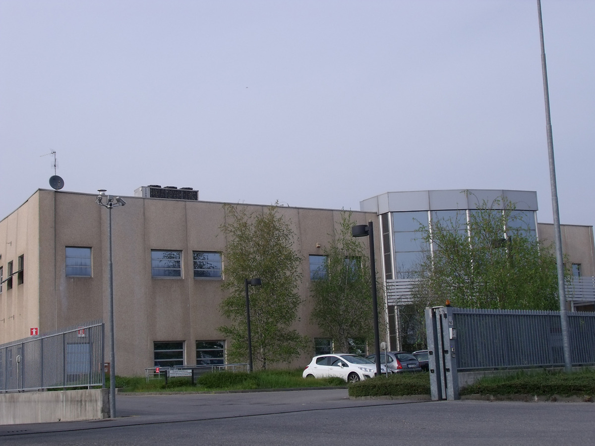 Lazzarini 建筑翻新提升能源效益与美感-9