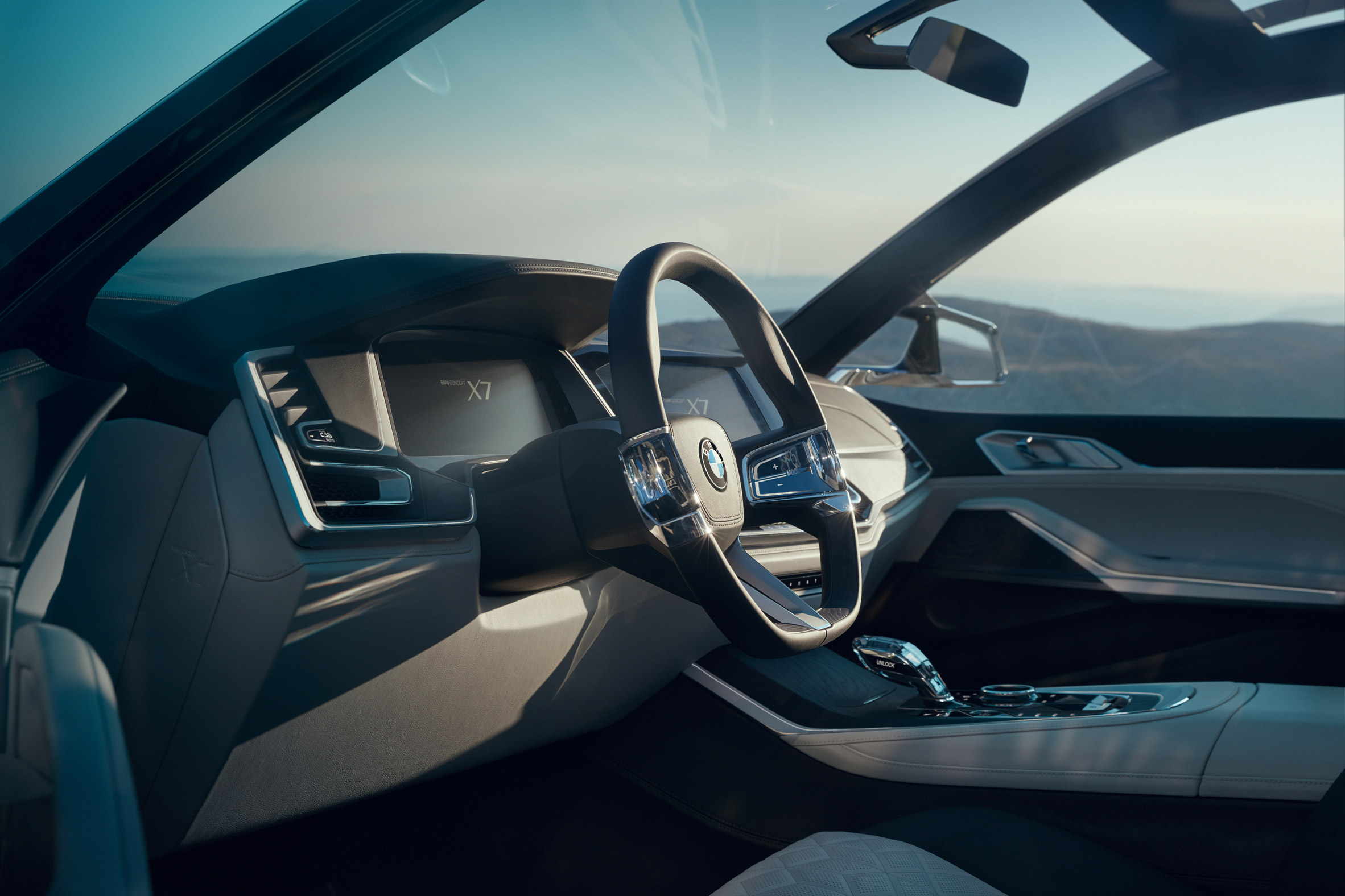 BMW unveils spacious X7 concept car as part of luxury vehicle range-13