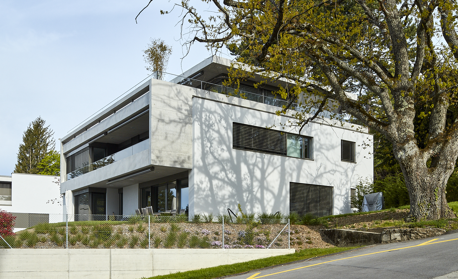 瑞士 Pully 别墅区三栋城市别墅设计-0