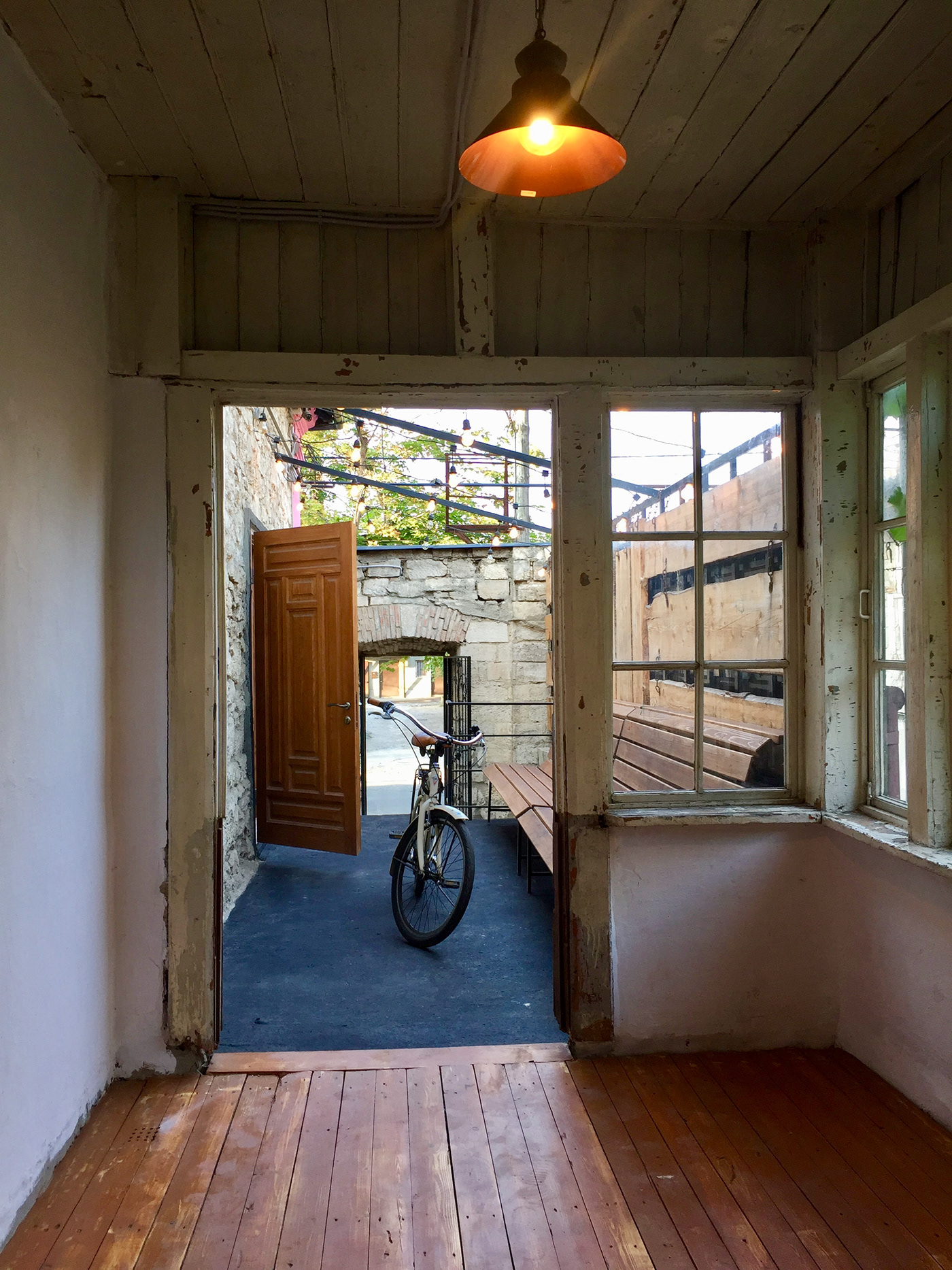 2018 年历史建筑改造的餐饮空间-7