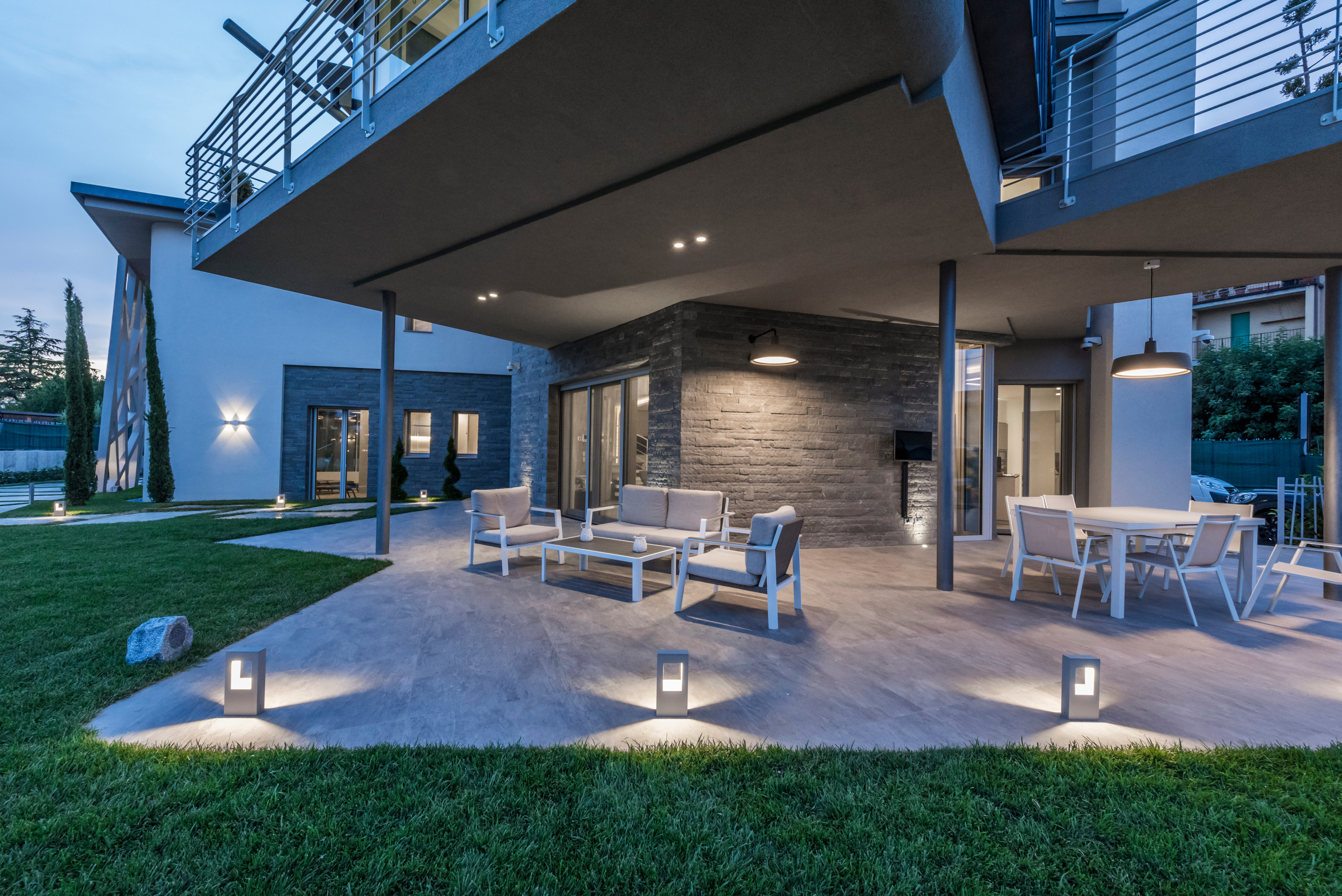 铝制屋顶的四叶草别墅-3