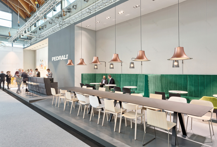 2017 年意大利里米尼家具展 Pedrali 展位设计-2