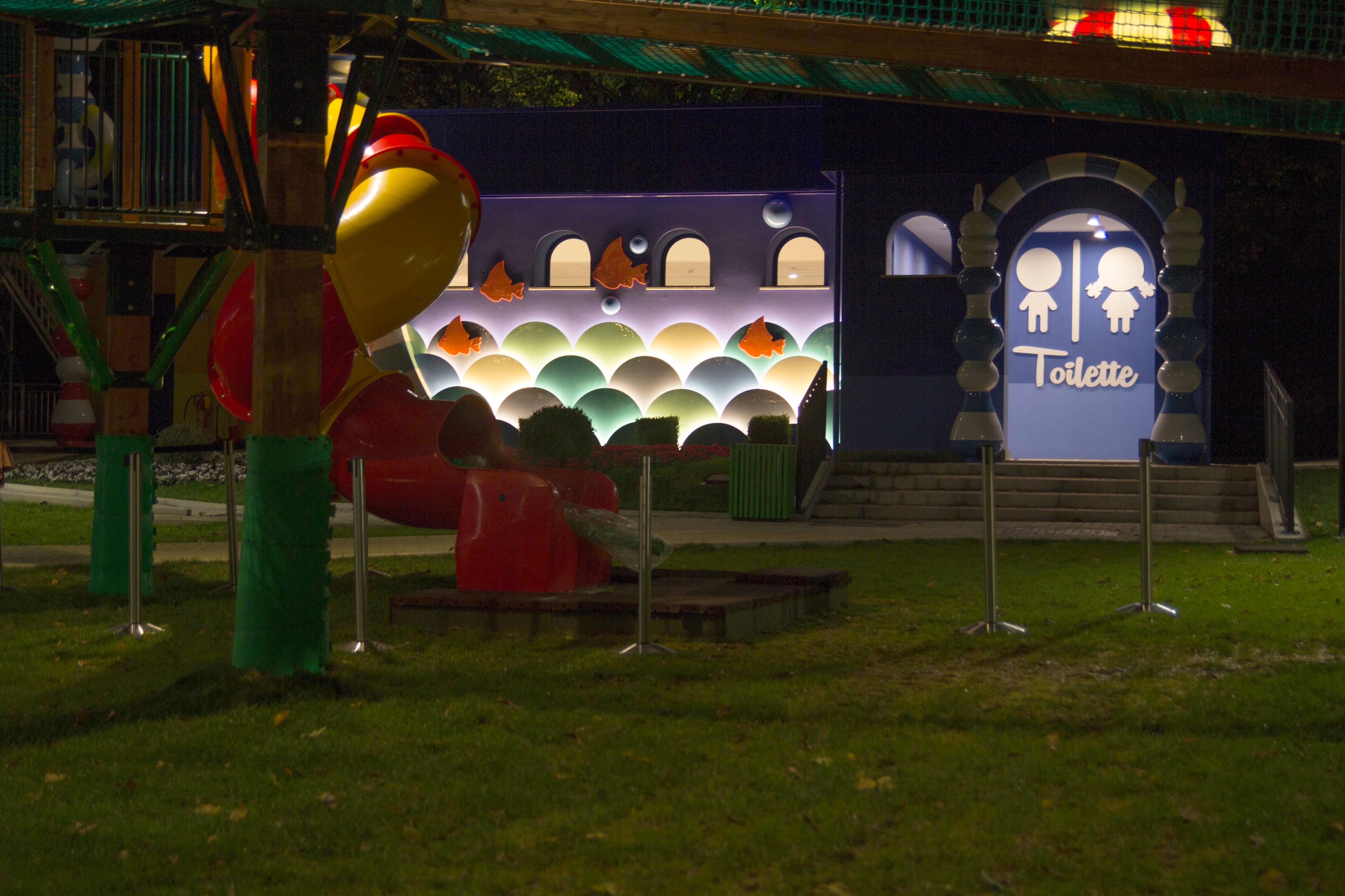 梦幻乐园灯光设计,打造光影盛宴-13