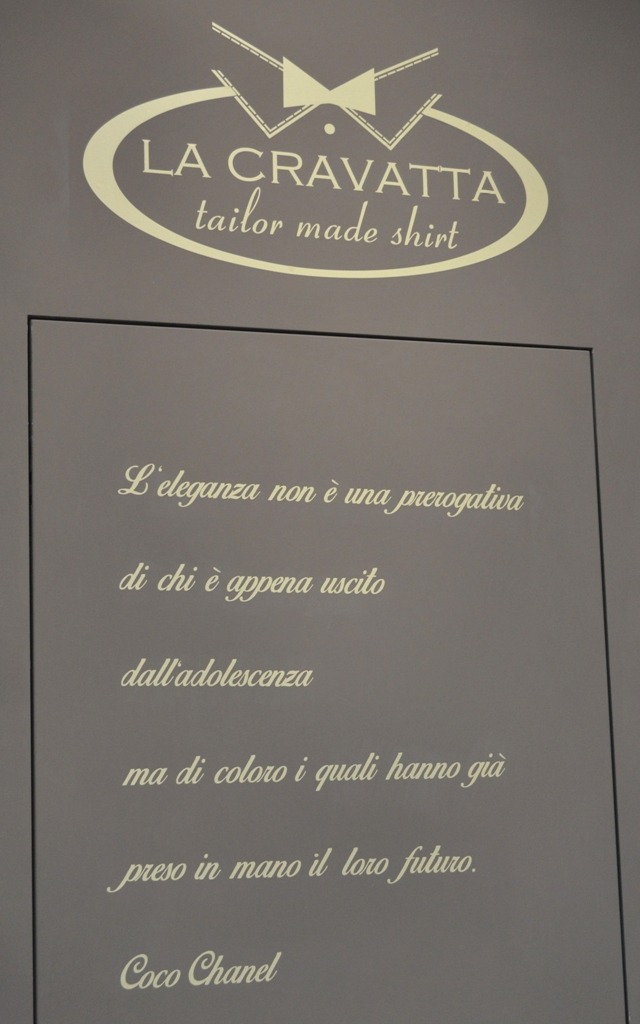 简约优雅的"La Cravatta"商店设计-12