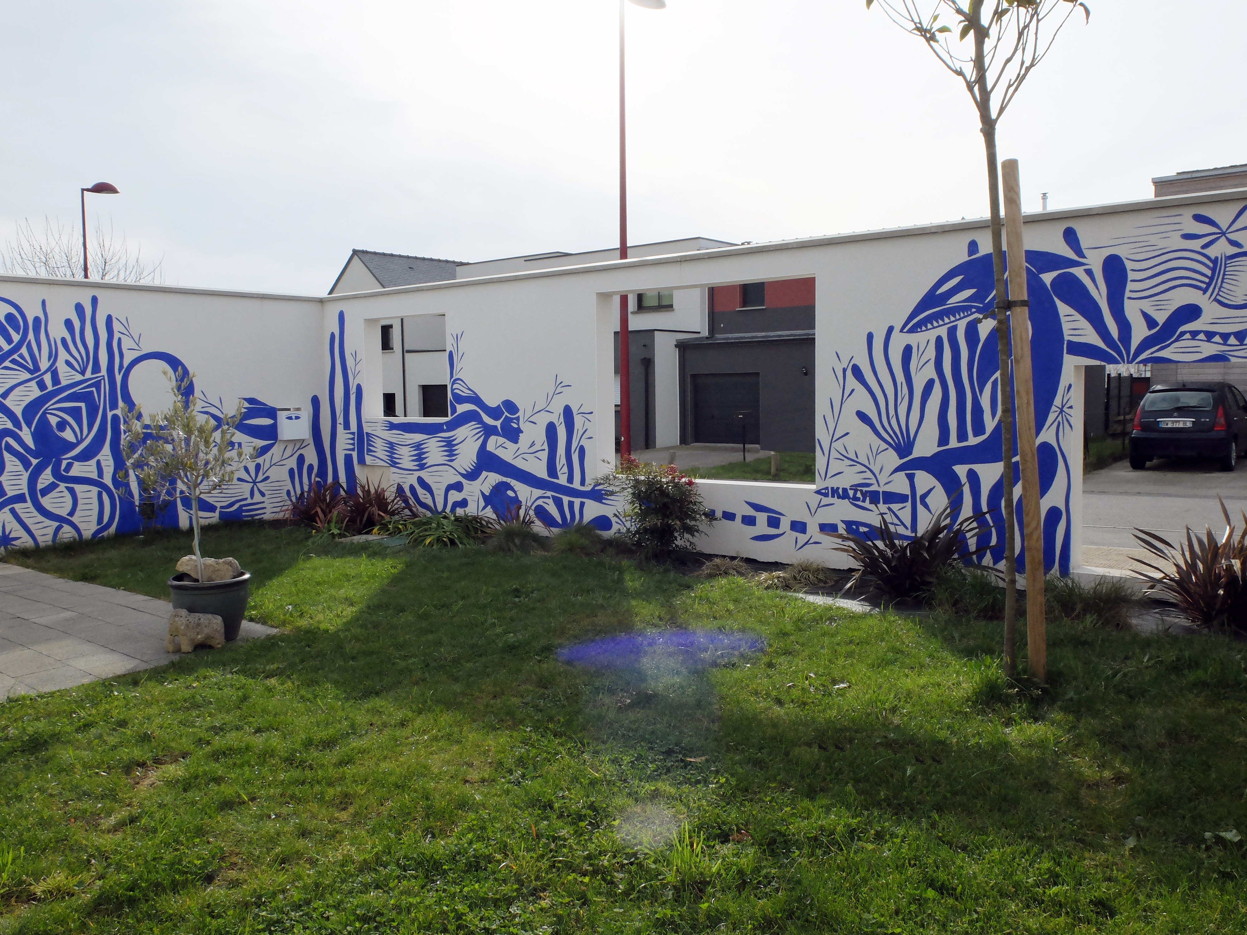 现代简约家居，光影与隐私的和谐共生-10