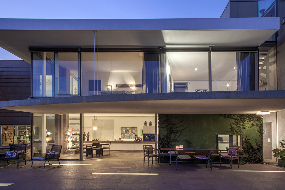 意大利马焦雷湖畔的翻新单家庭住宅-21