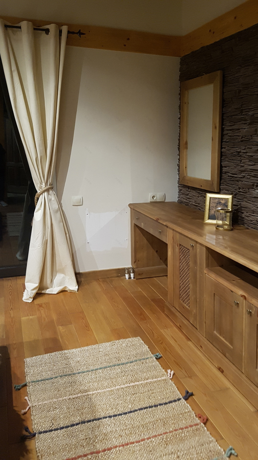 阿尔卑斯山风格木屋酒店与树屋设计-24