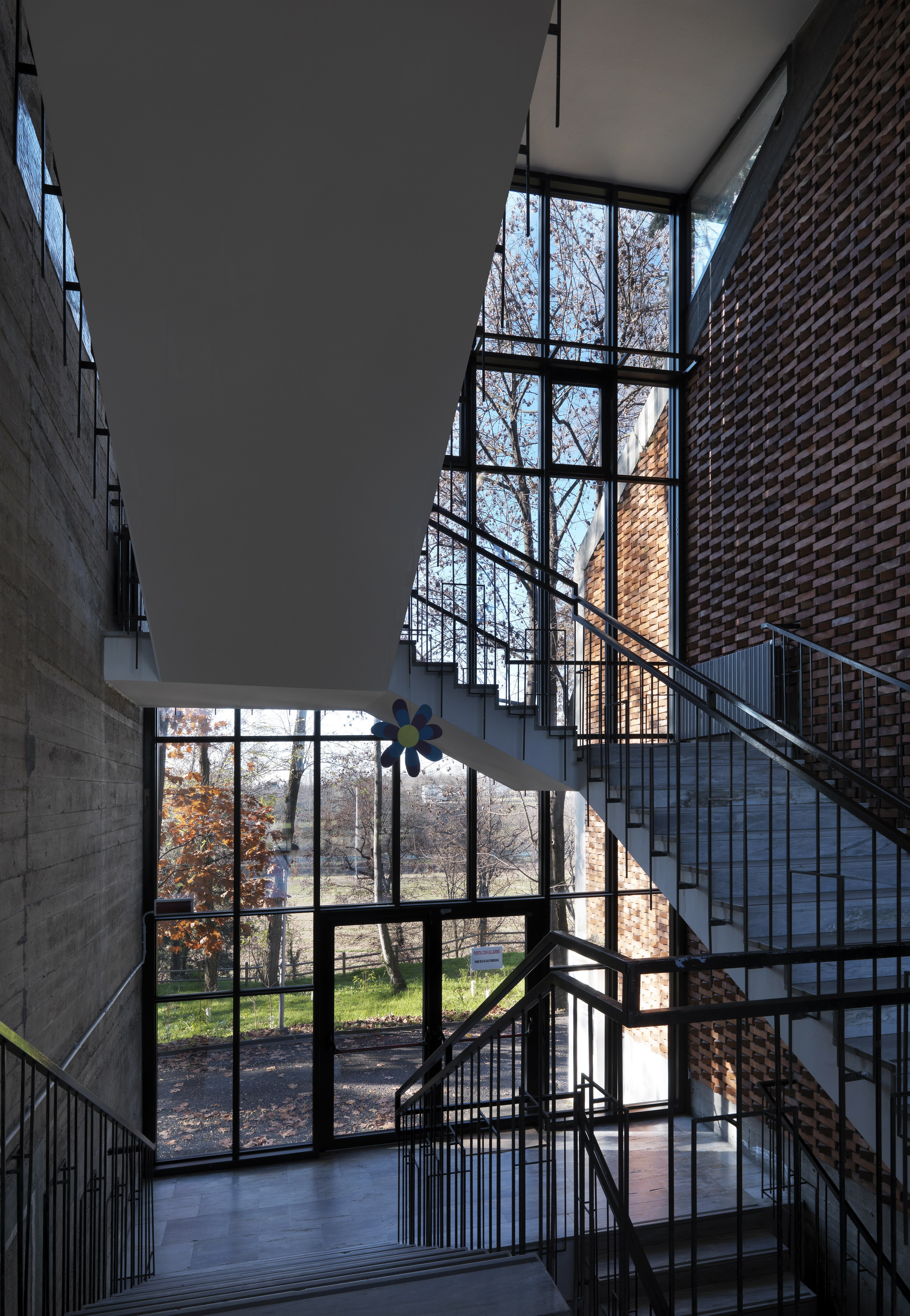 Gorla Minore 小学 Parini 教学楼翻新-5