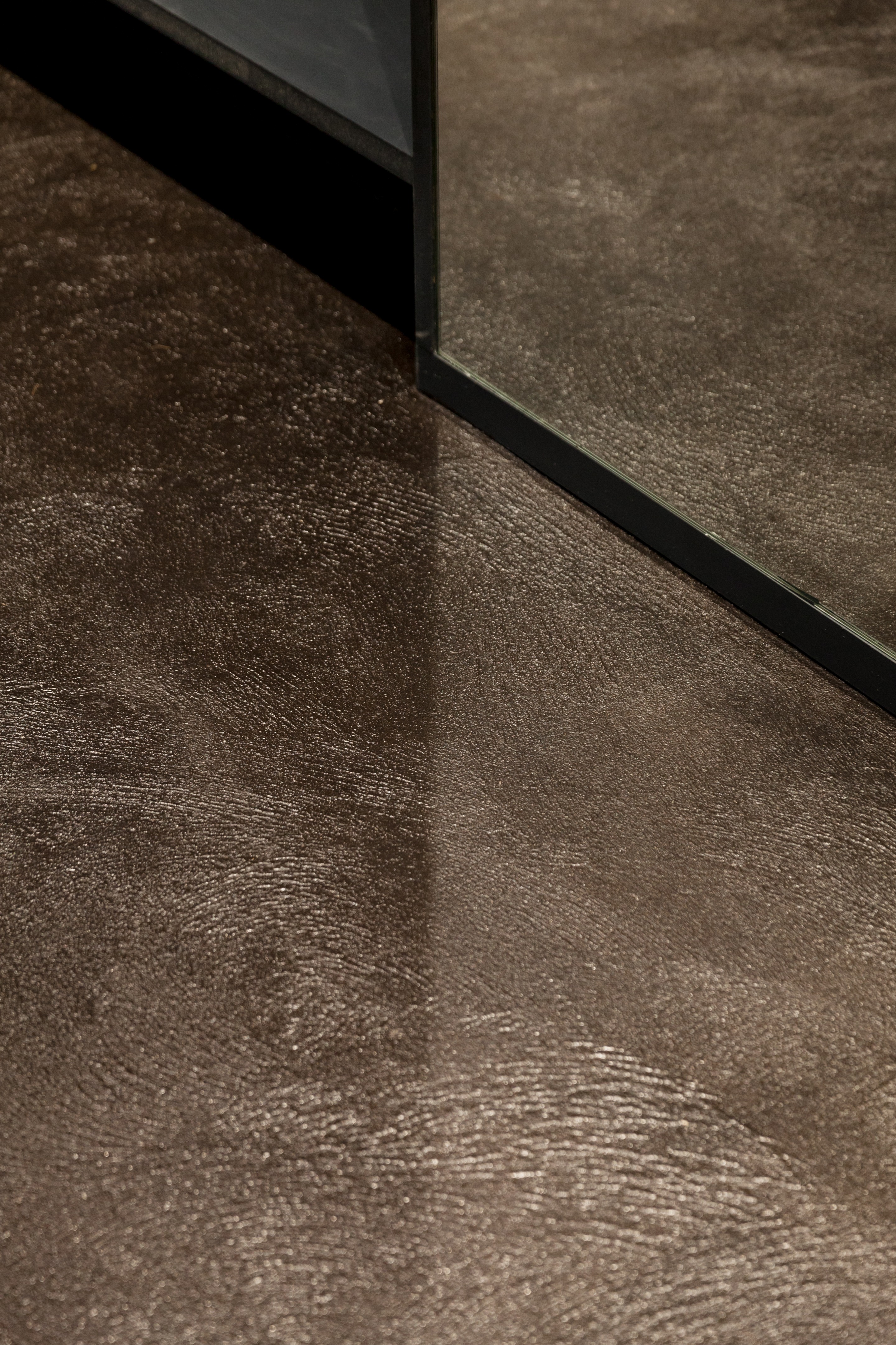 巴黎“Besides Kimchi”概念店 韩风潮流新地标-25