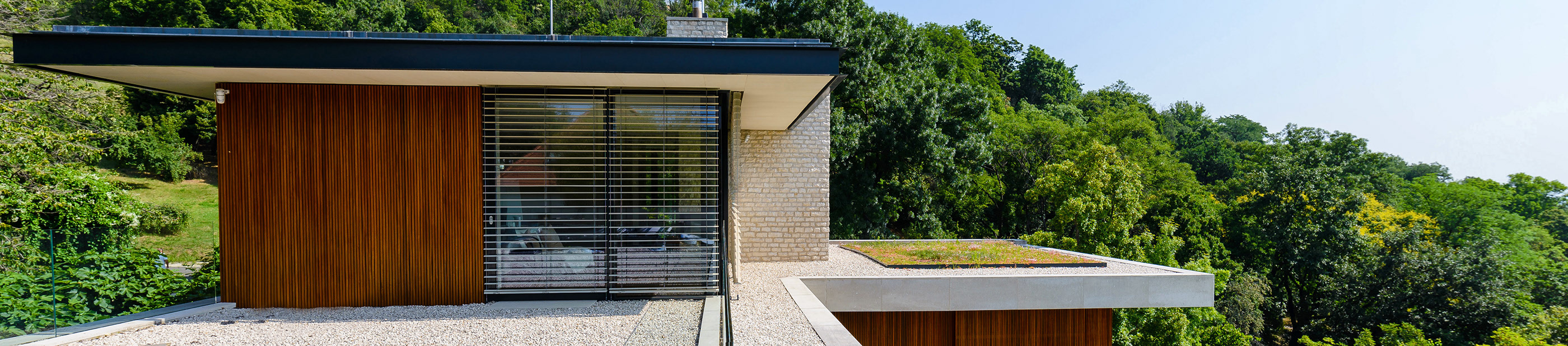 Modern villa shading by Krüllung-15