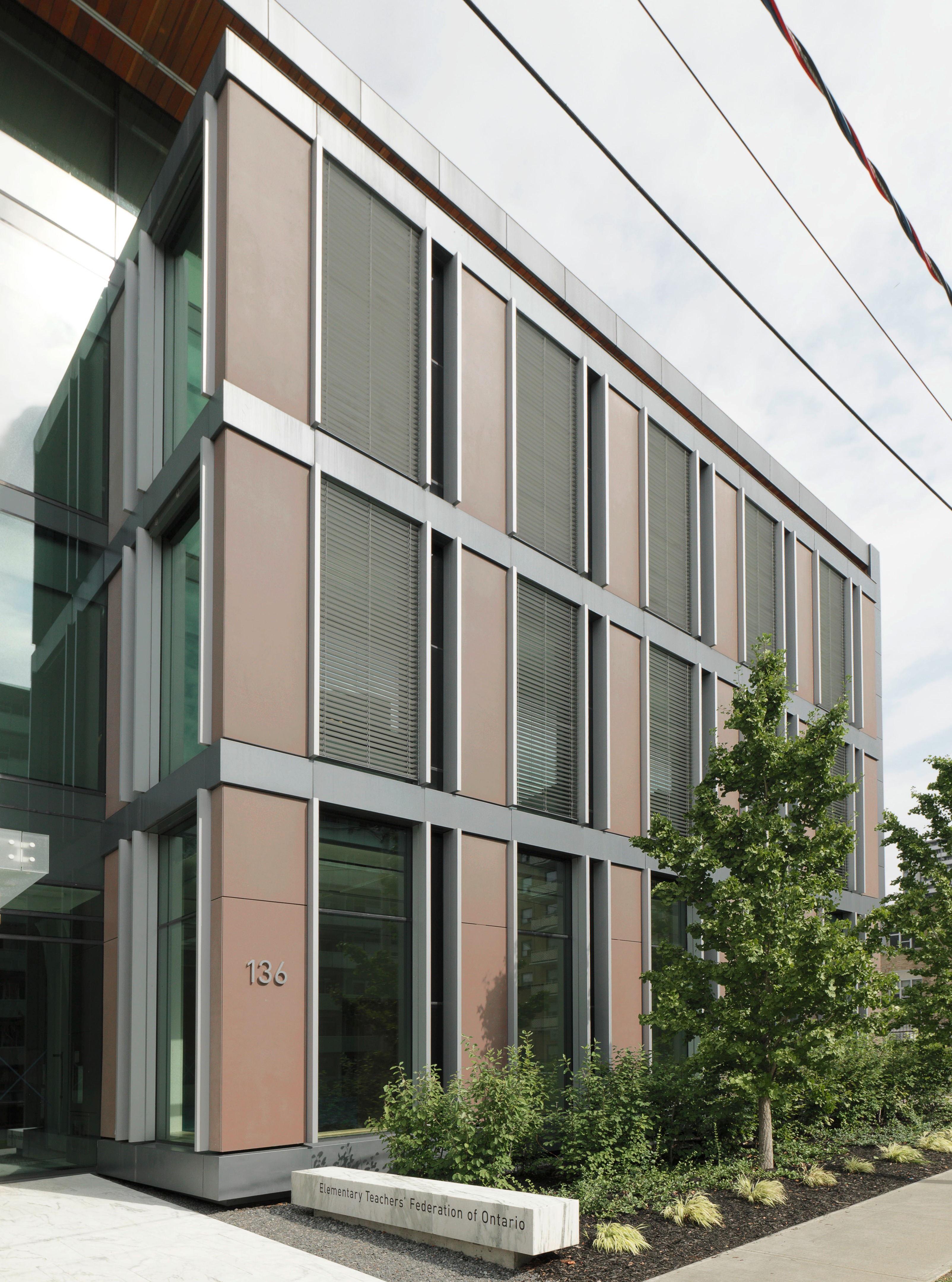 多伦多 LEED 铂金认证办公楼 | 环保与高效的完美结合-5