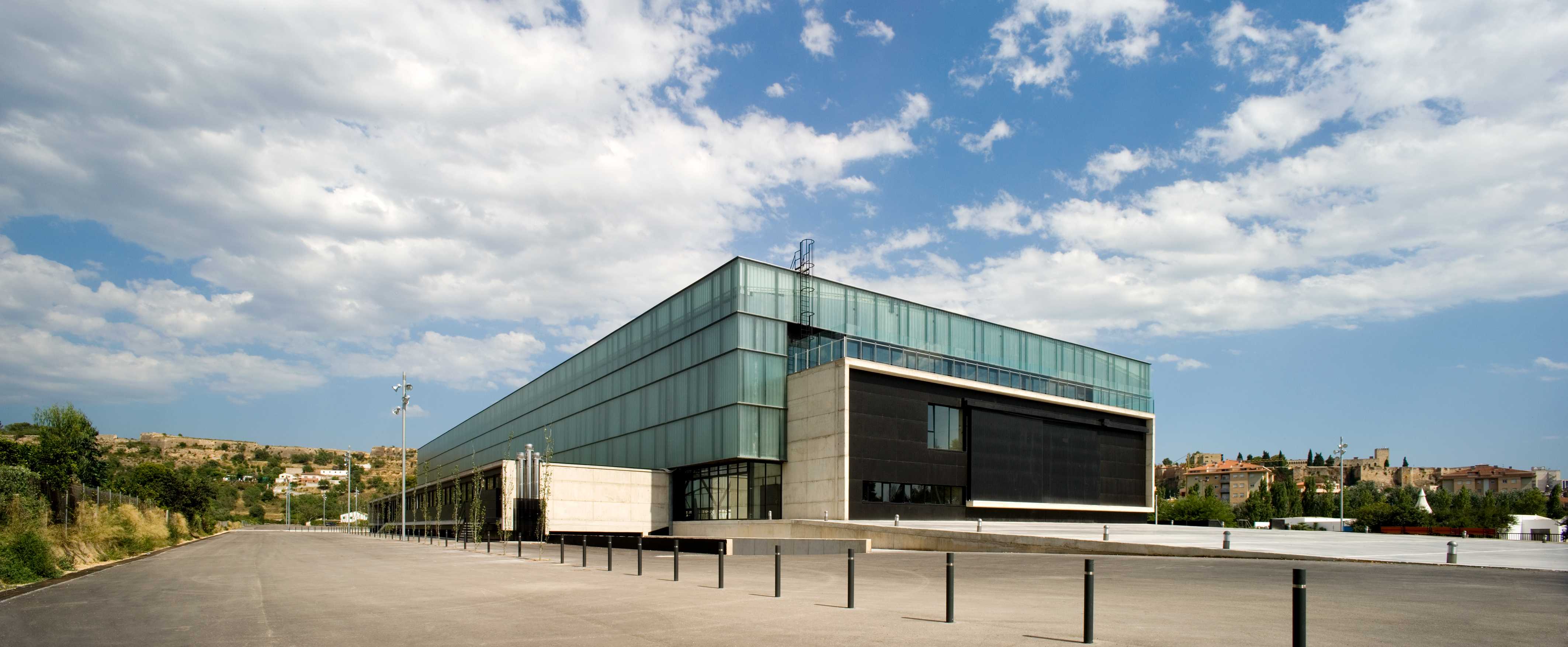 河畔多功能运动中心-19