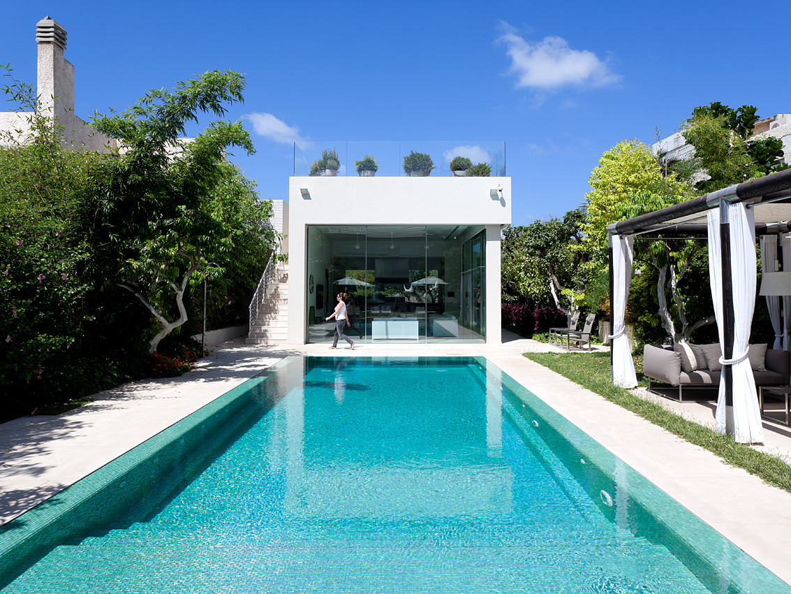 金光璀璨的家庭娱乐室-2