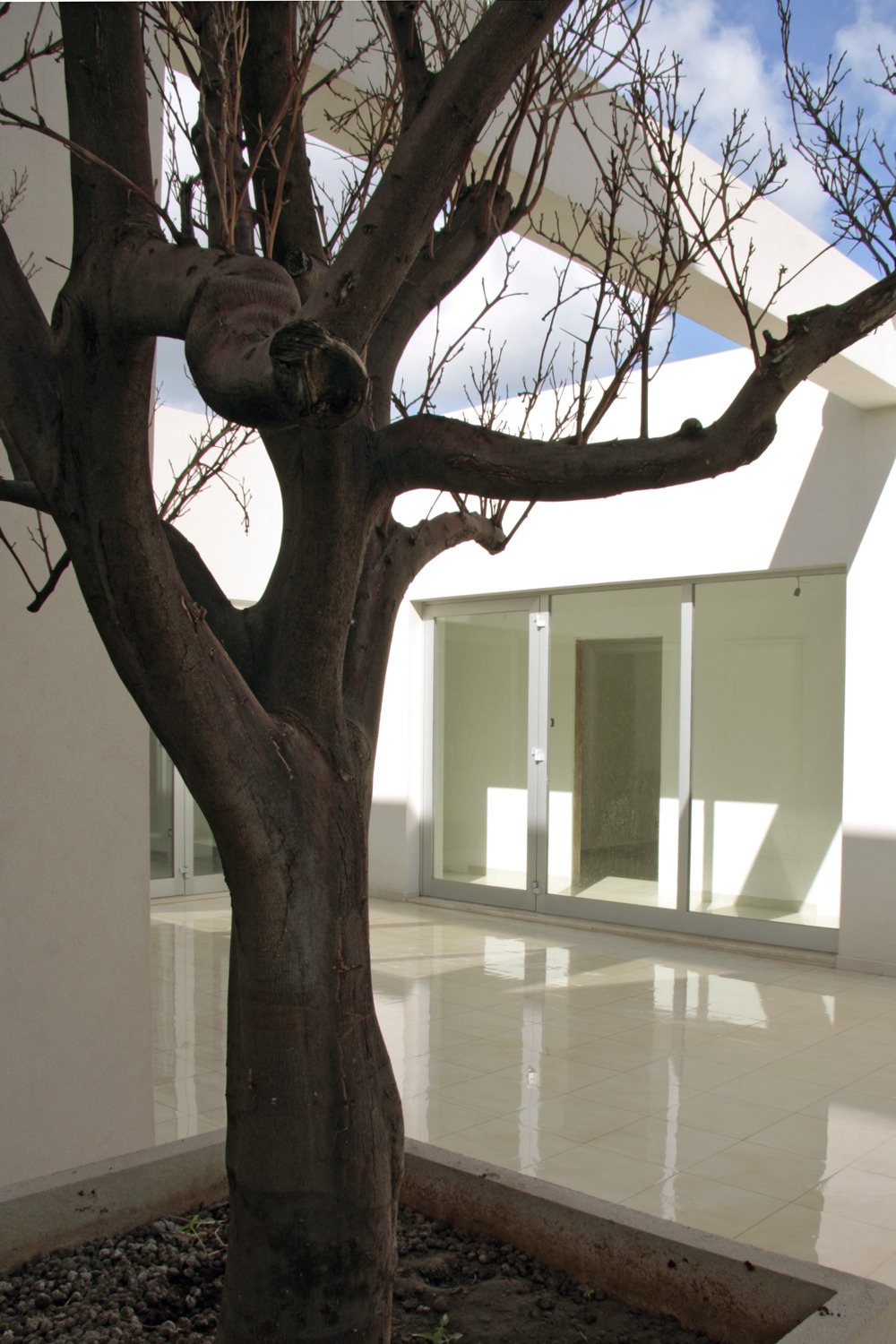 垂直叠加公寓·新旧空间的完美融合-7