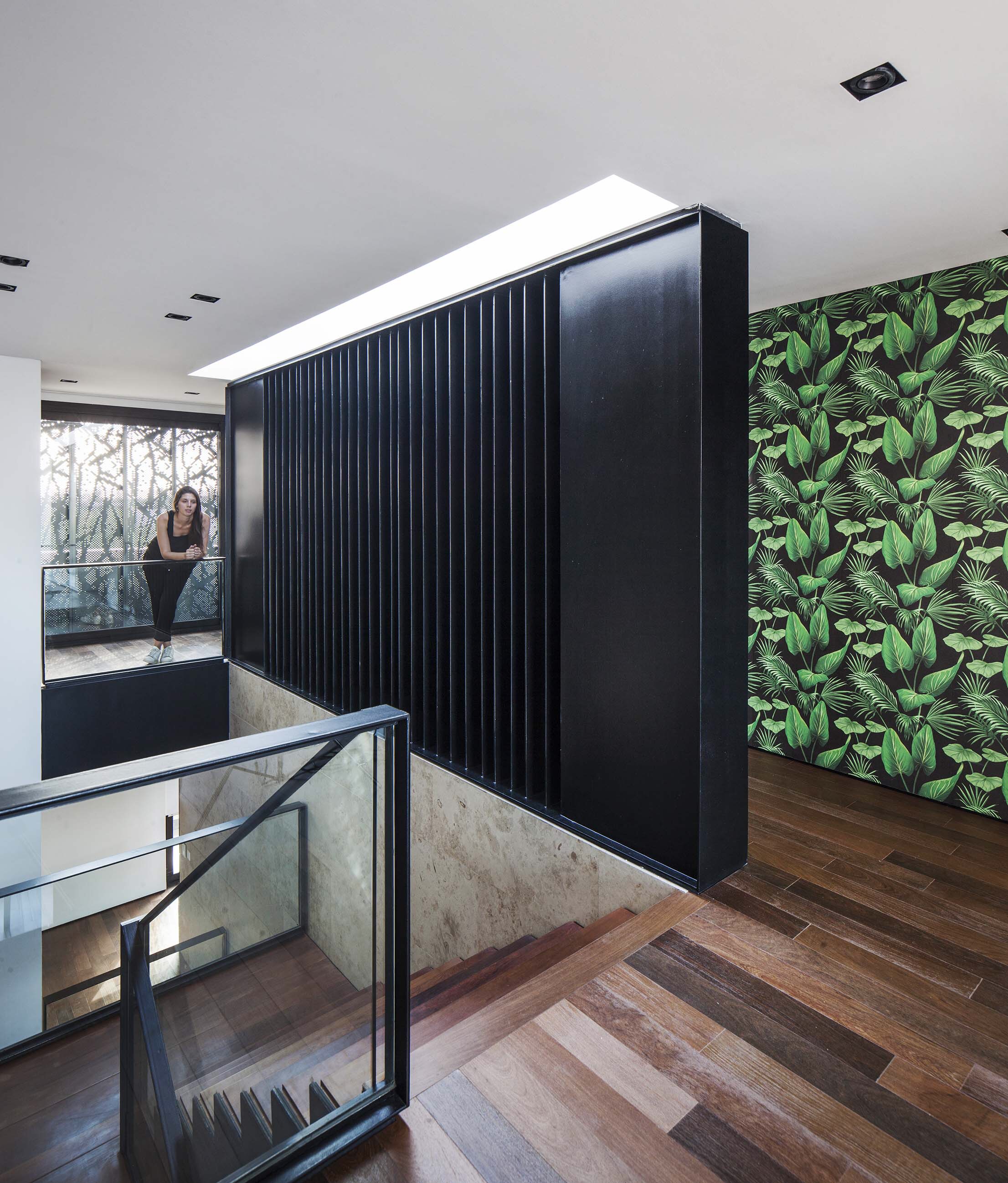 Buenos Aires 湖畔别墅 | 温暖材料与自然融合-9