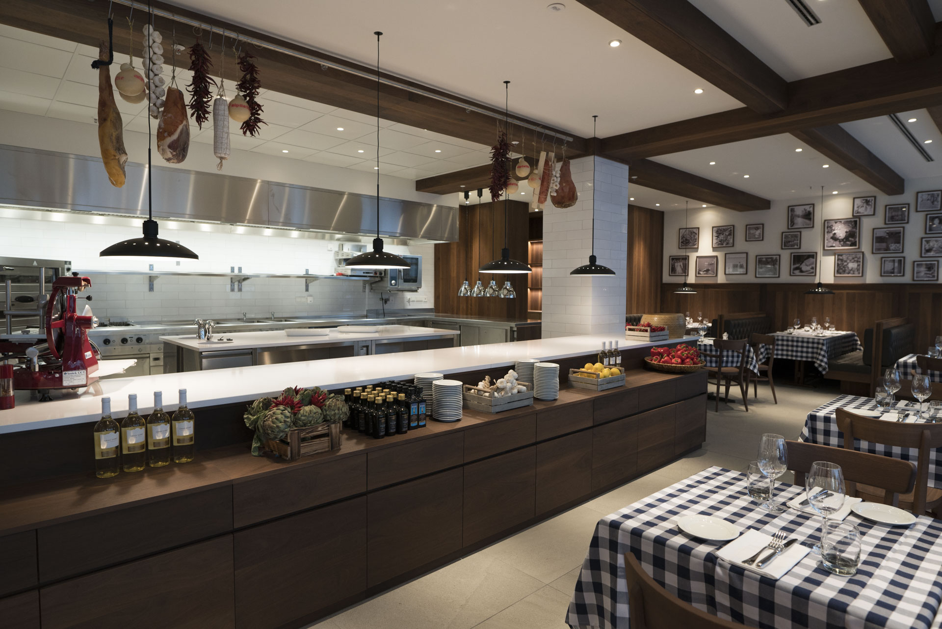 2017 年完成的 Hotel Estrel Portofino 餐厅室内设计-25