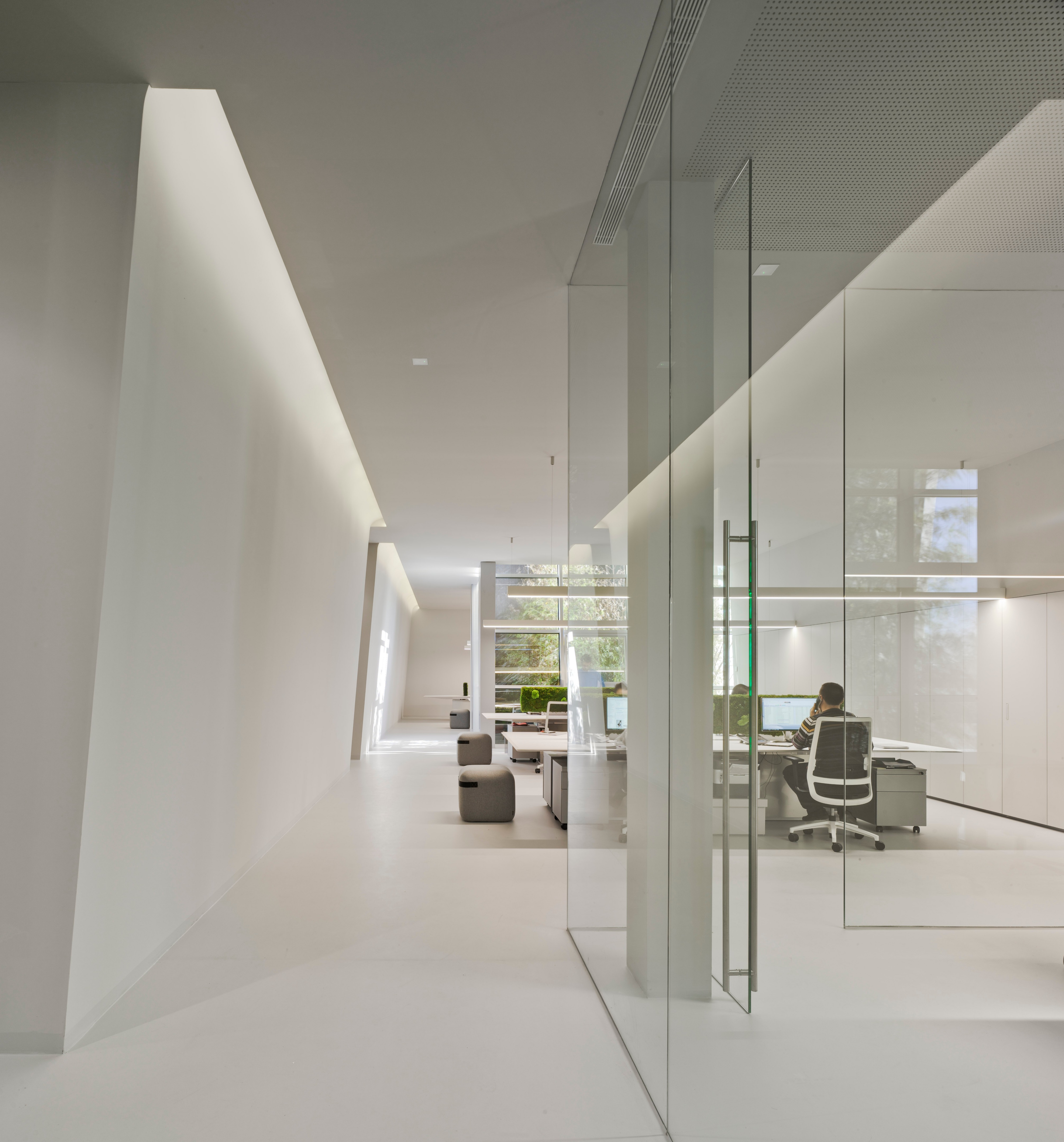 竹影婆娑的 GOMARCO 总部办公空间-27