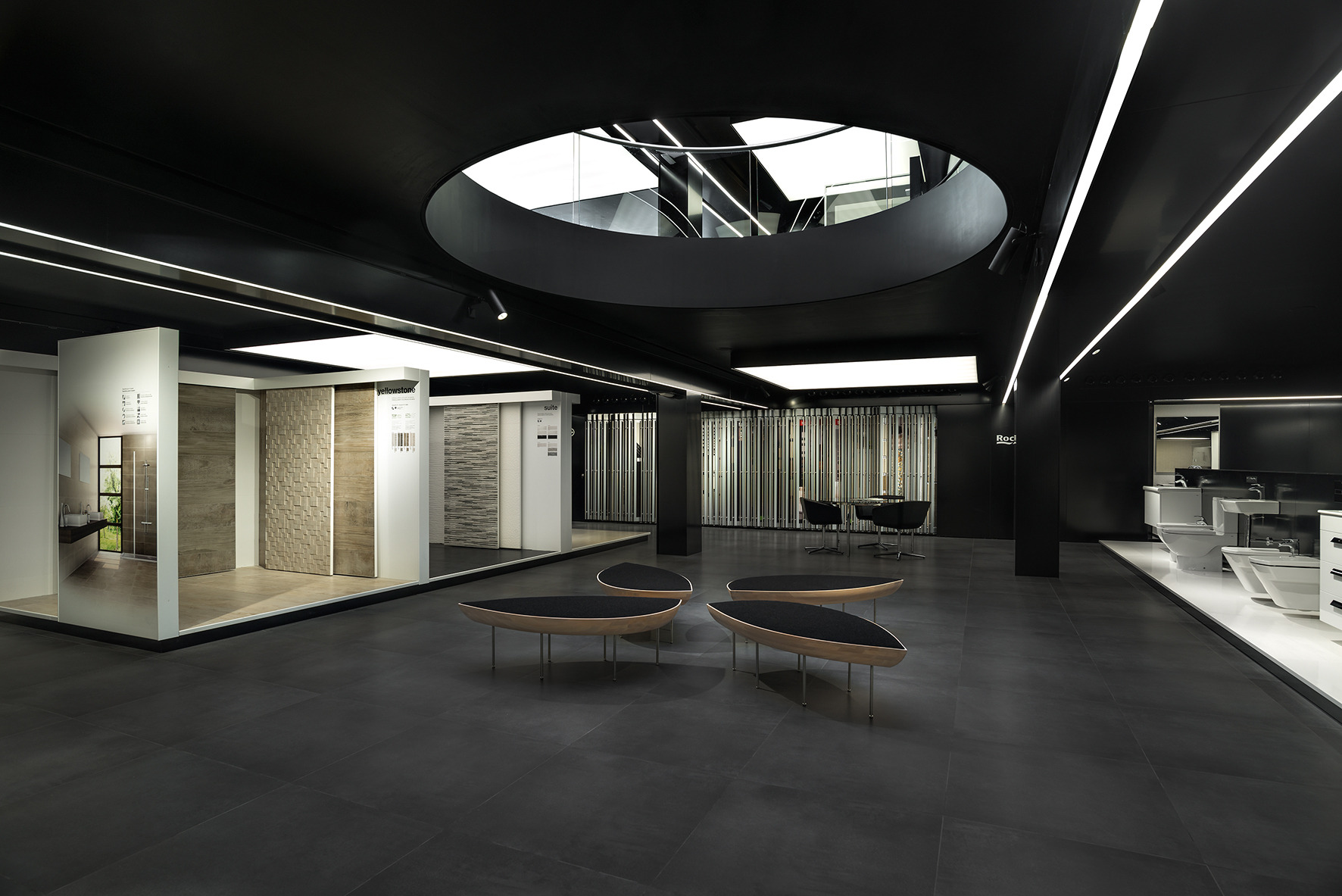 巴塞罗那 Roca 卫浴展示厅——自然光照的室内设计佳作-18